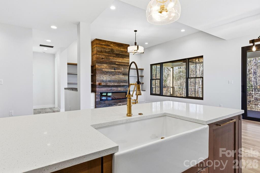 202 Westridge Farm Road 4 Property Photo 11
