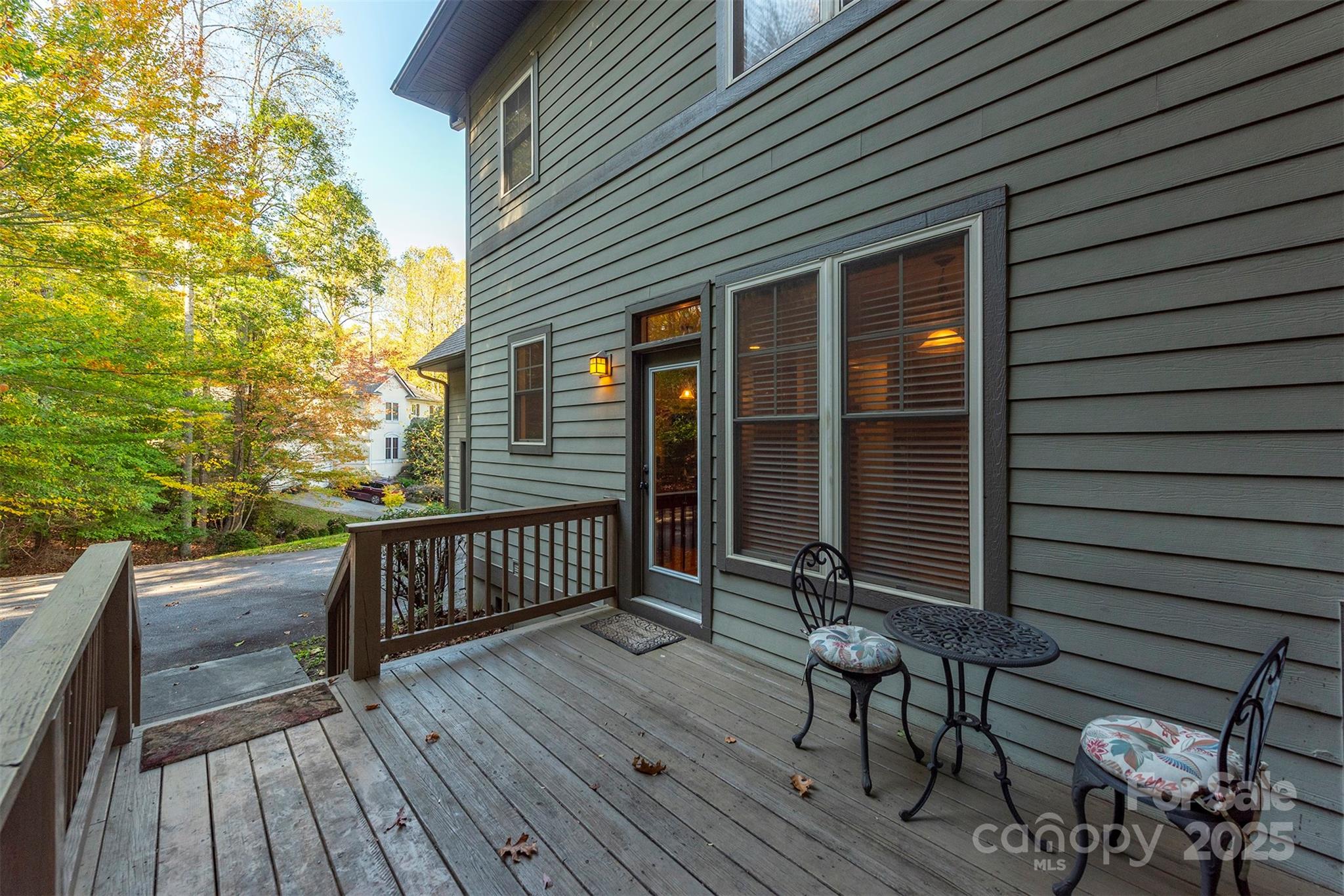 4 Yellow Owl Court Property Photo 5