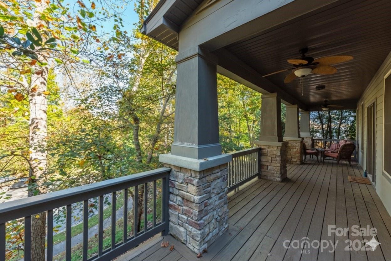 4 Yellow Owl Court Property Photo 7