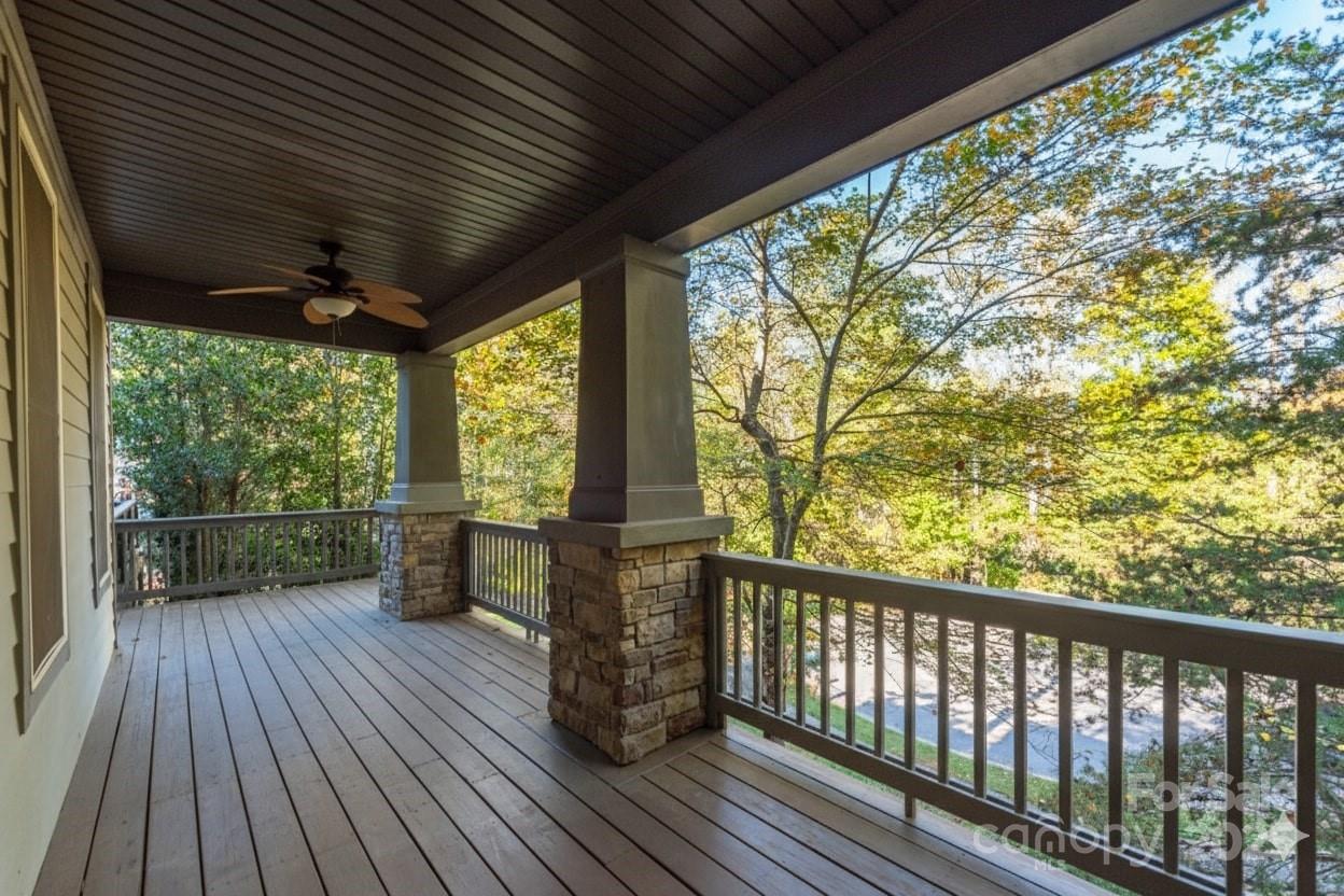 4 Yellow Owl Court Property Photo 8