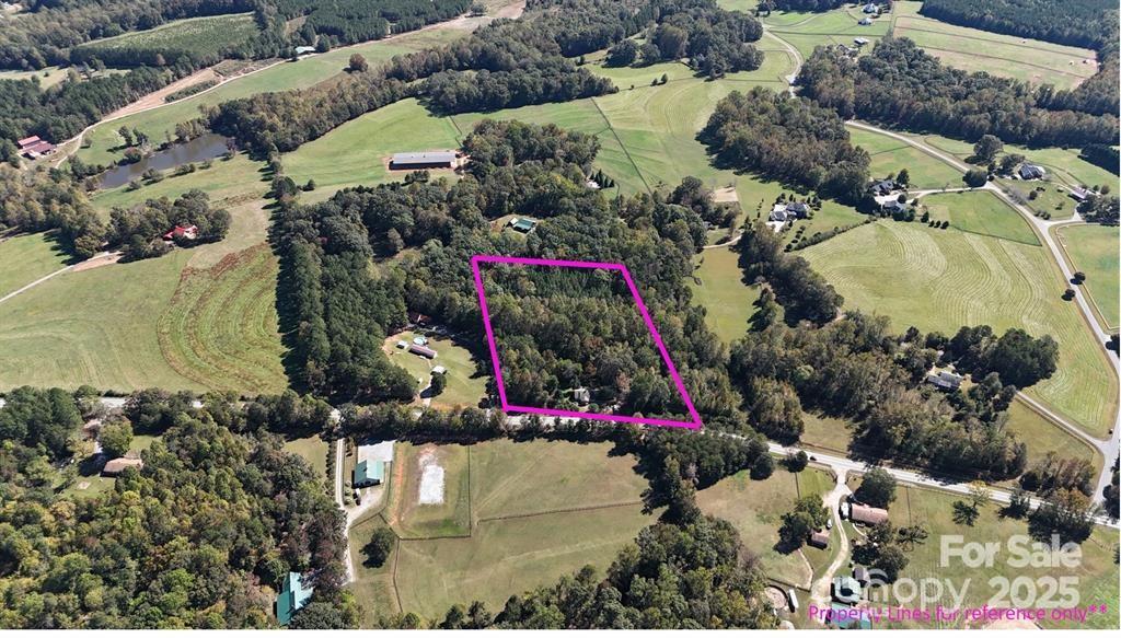 1491 Landrum Road Property Photo 2