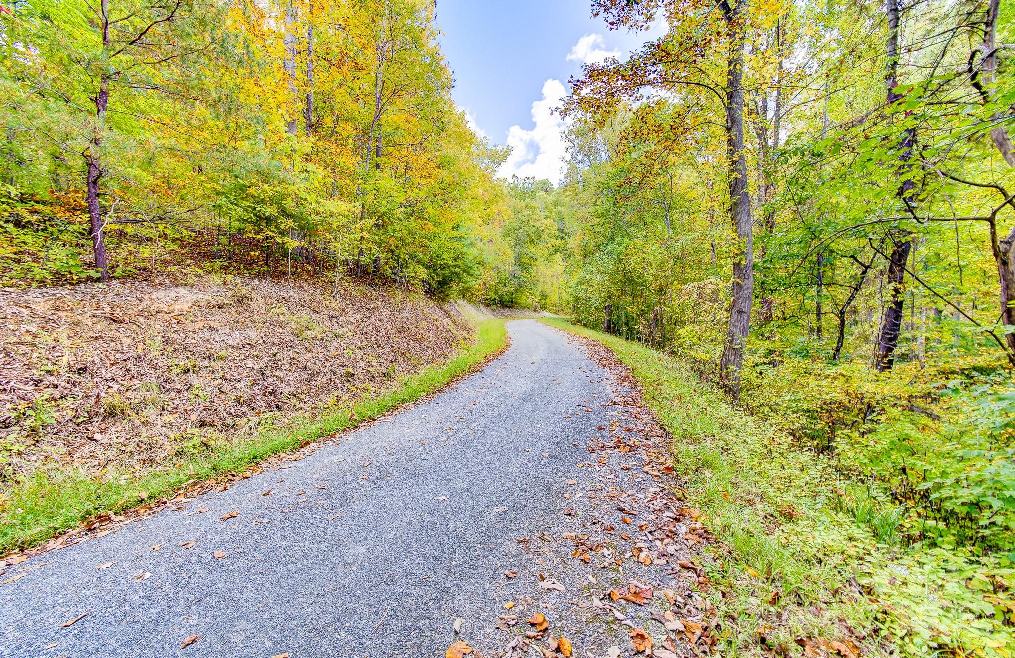 443 Glen Valley Drive Property Photo 7