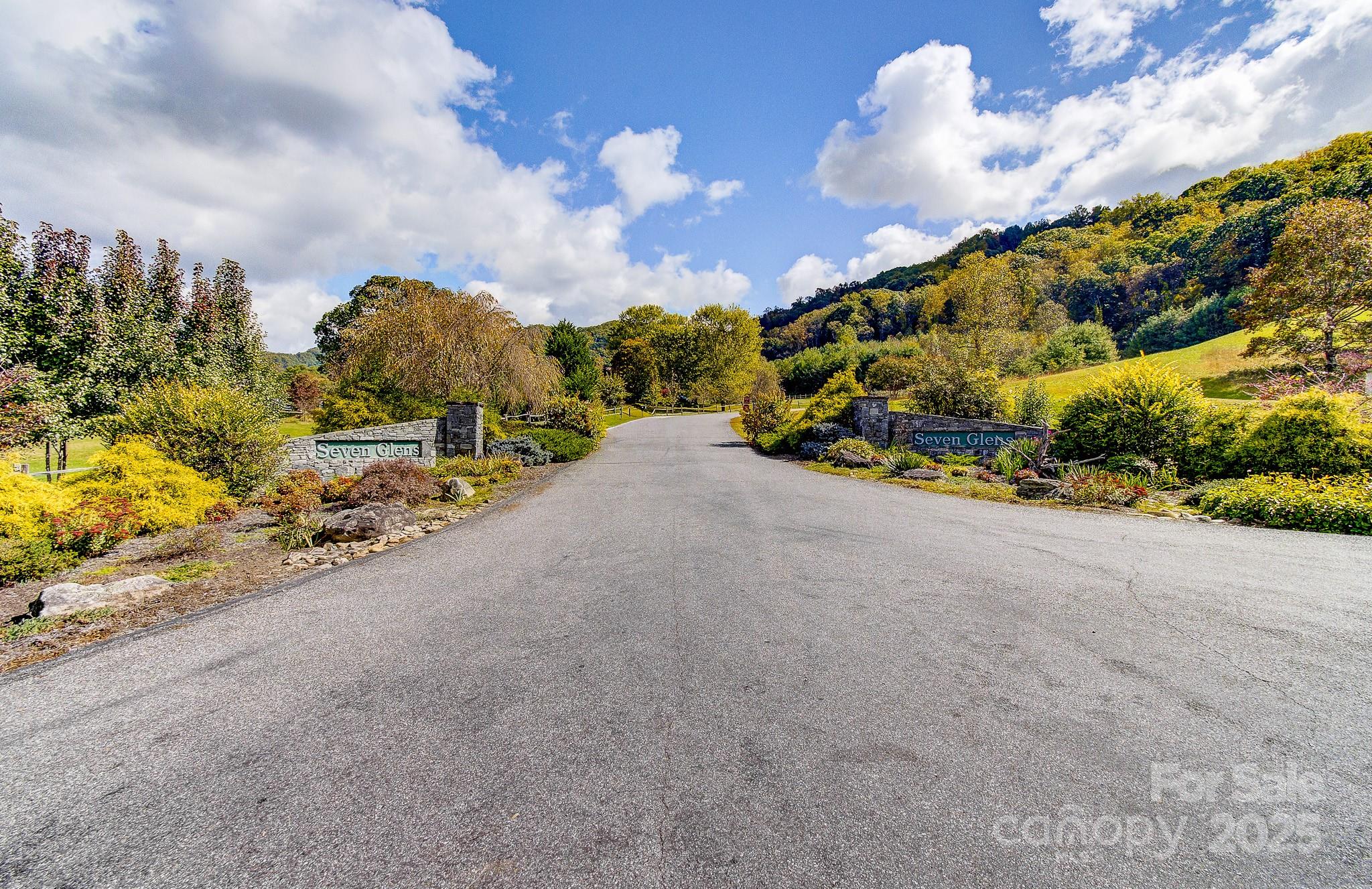 443 Glen Valley Drive Property Photo 18