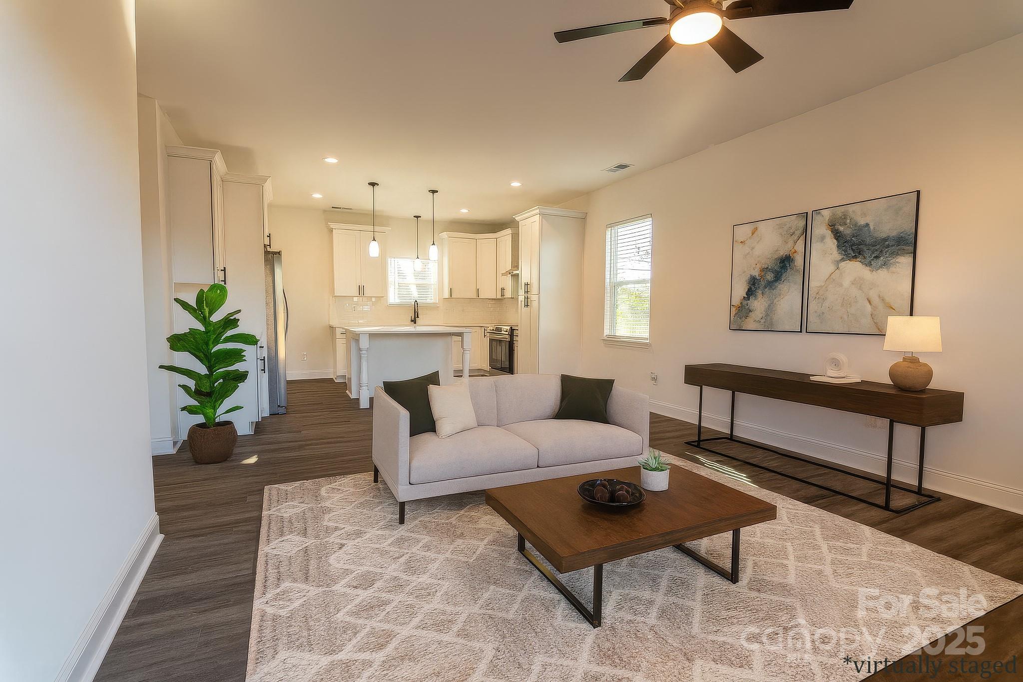 719 Smith Street Property Photo 5