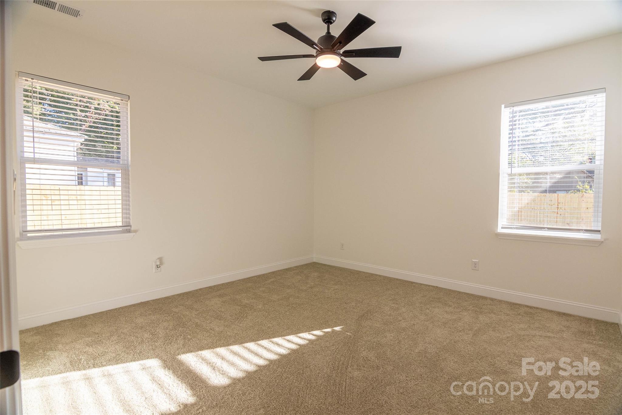 719 Smith Street Property Photo 15