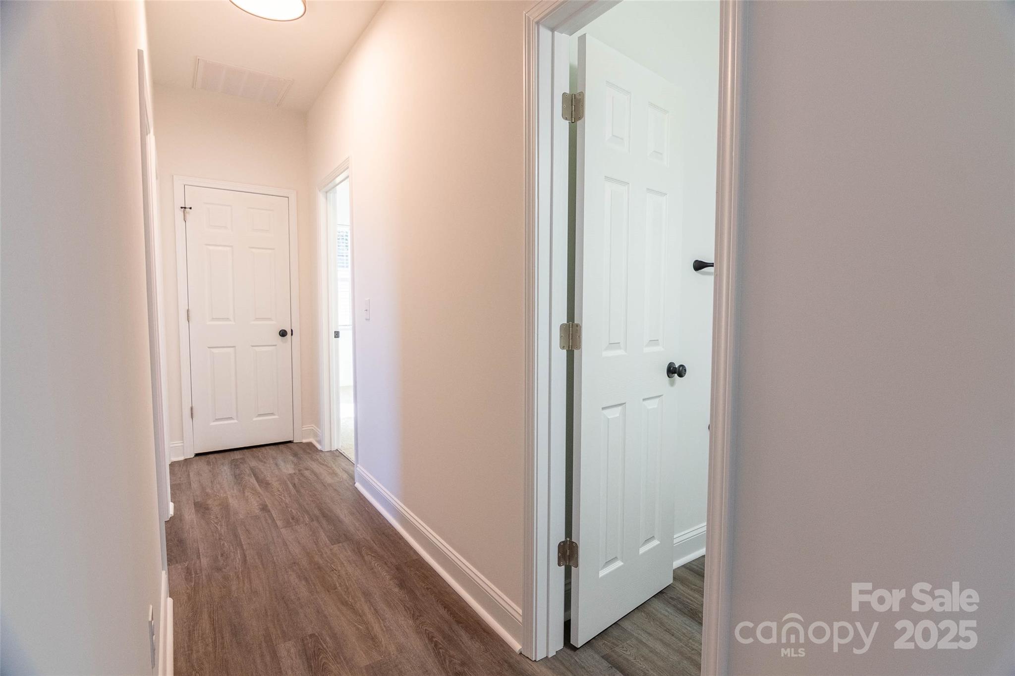 719 Smith Street Property Photo 16