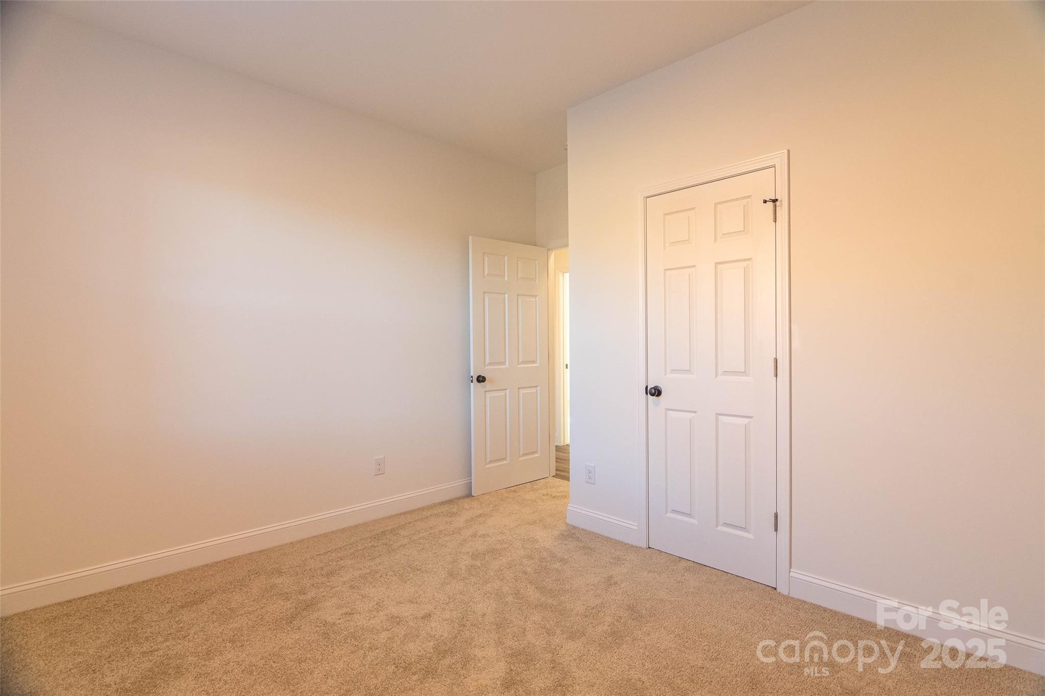 719 Smith Street Property Photo 20