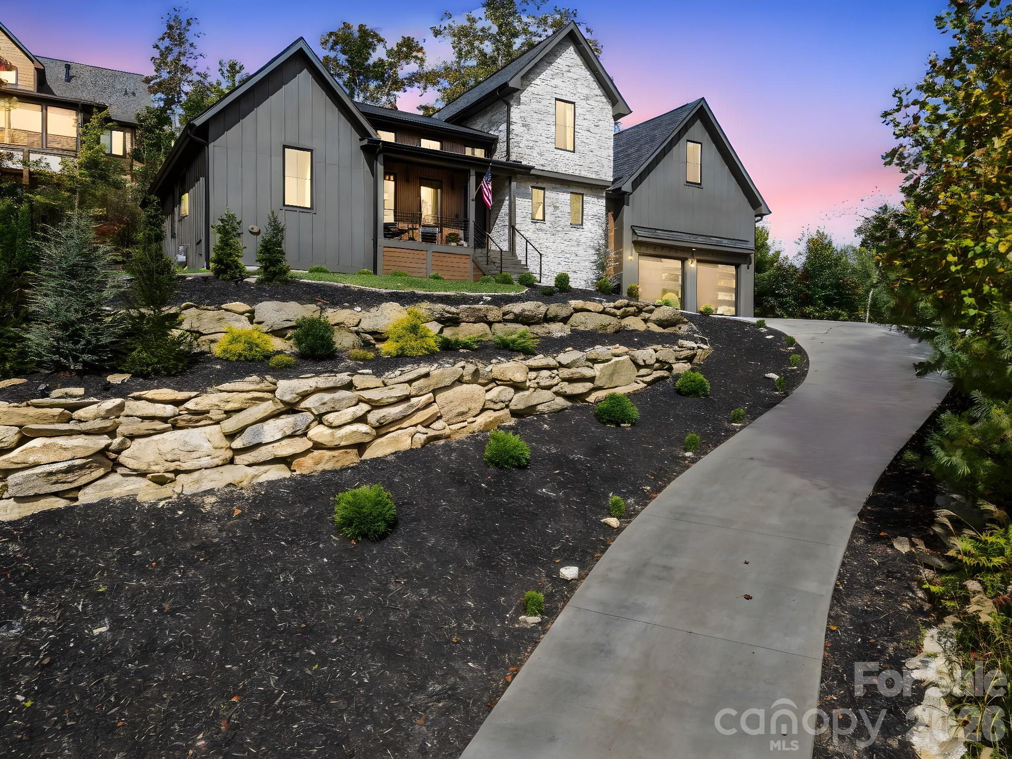 123 Millbrae Loop Property Photo 3