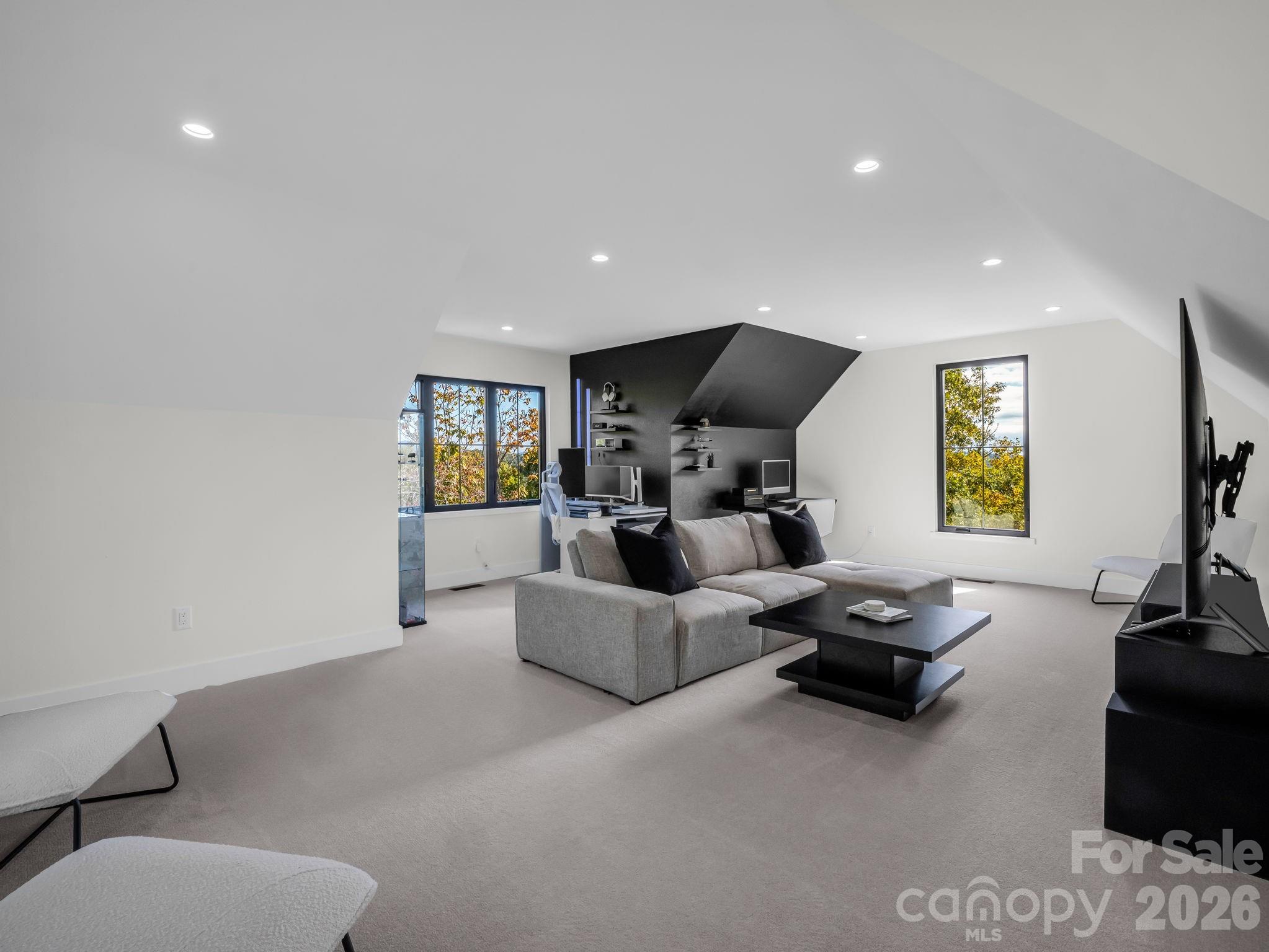 123 Millbrae Loop Property Photo 35