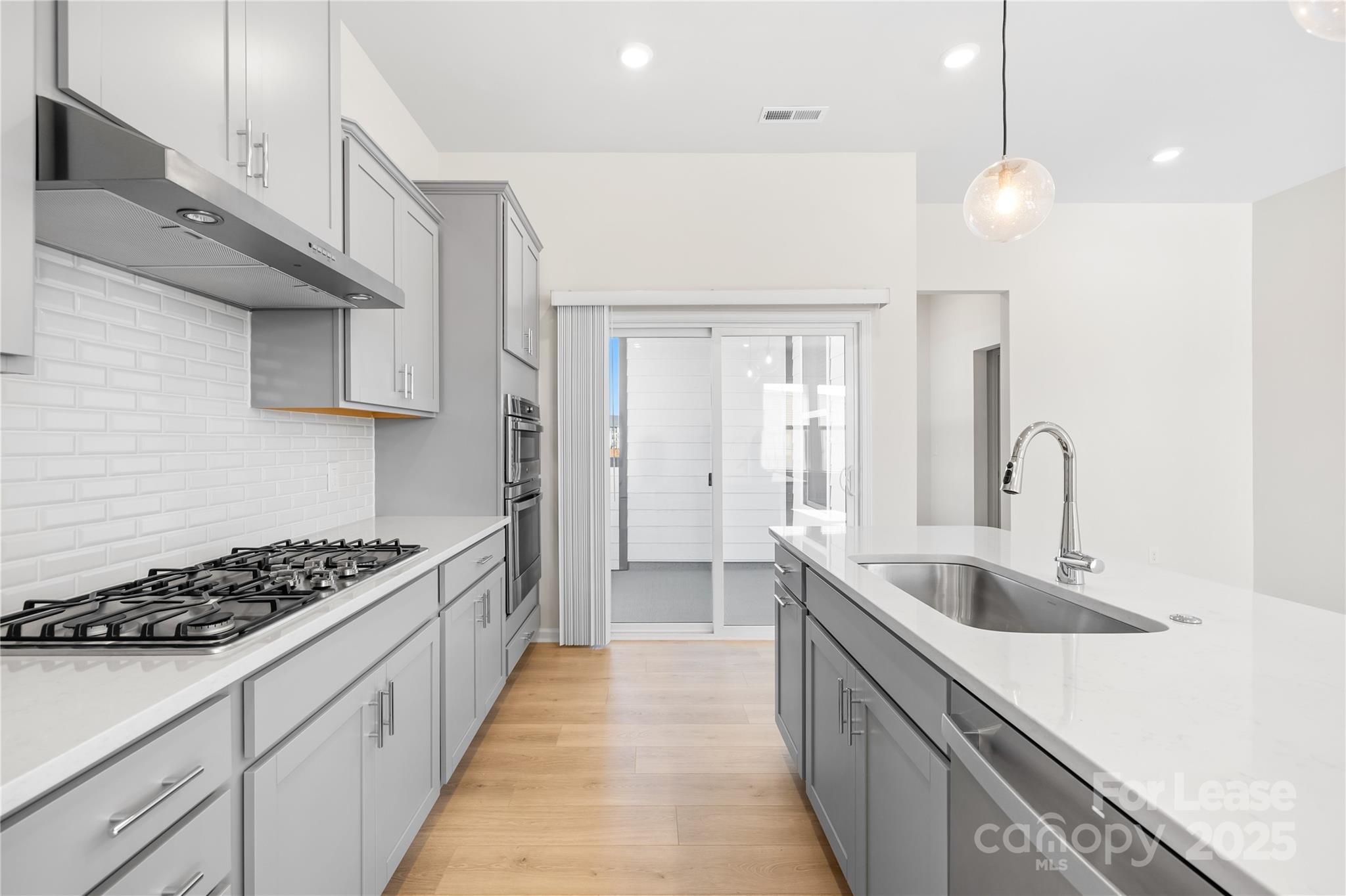 5864 Coulee Lane Property Photo 10