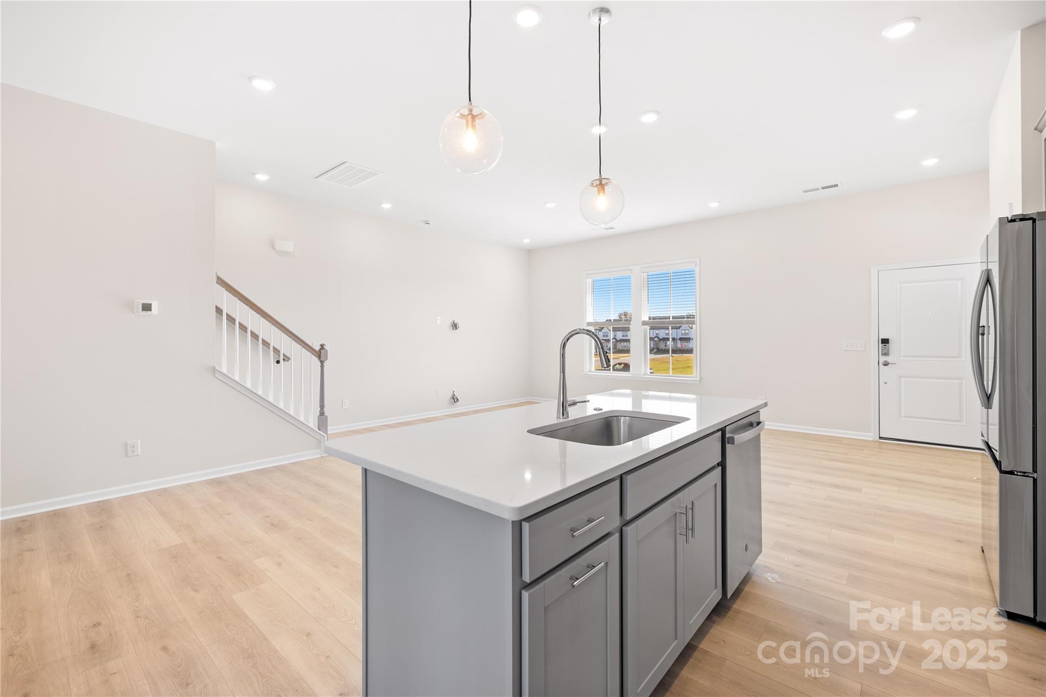 5864 Coulee Lane Property Photo 12