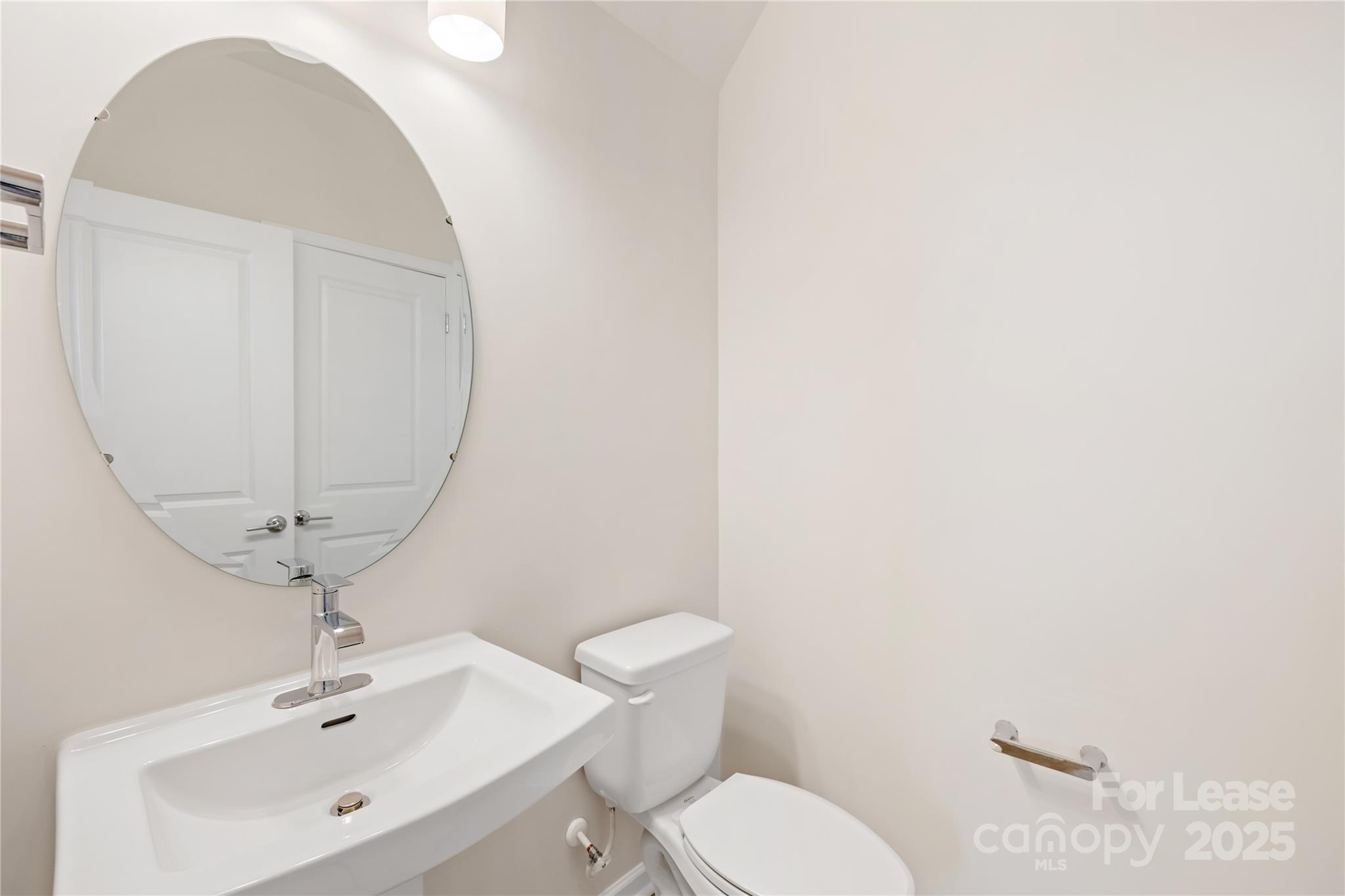 5864 Coulee Lane Property Photo 13