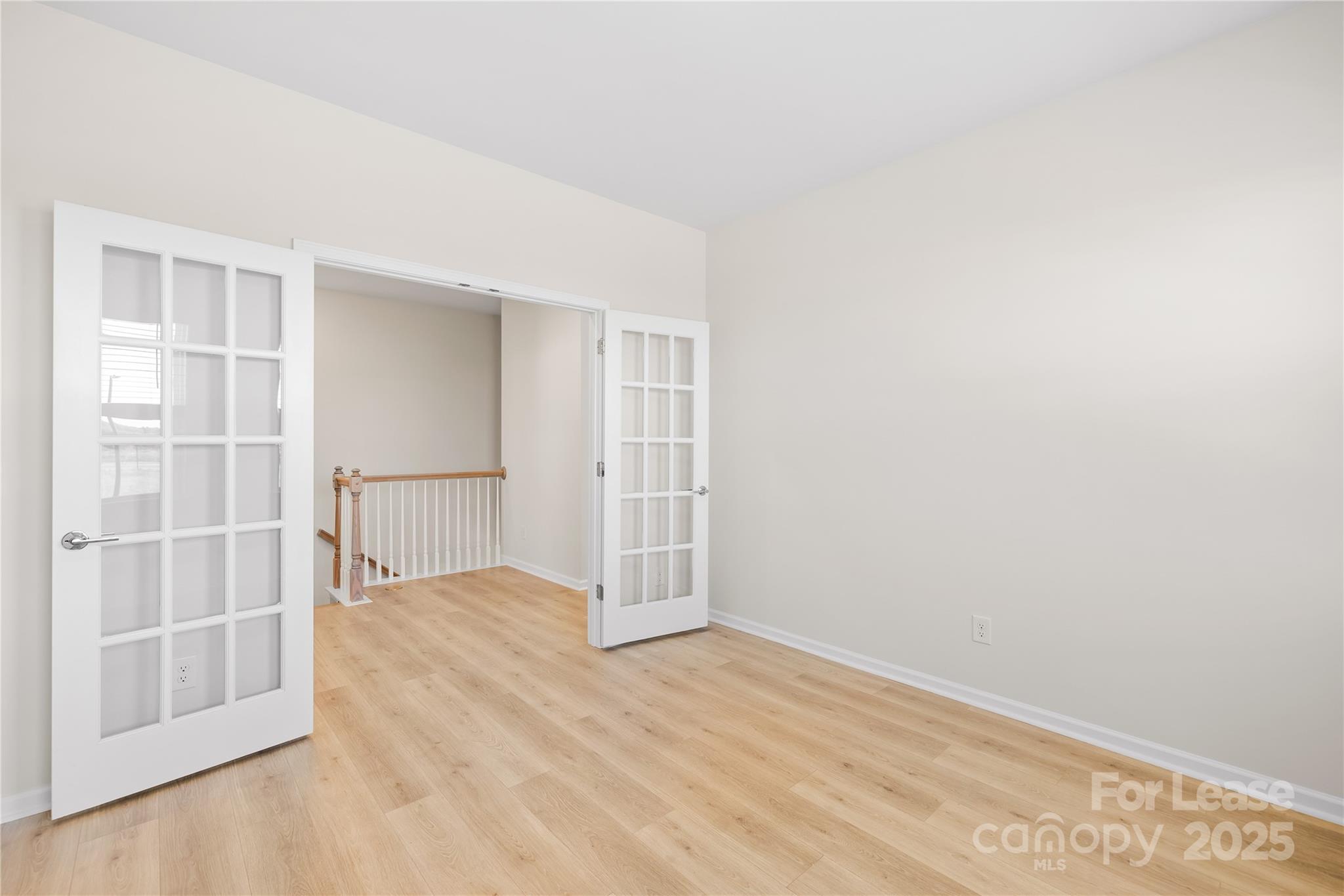 5864 Coulee Lane Property Photo 15