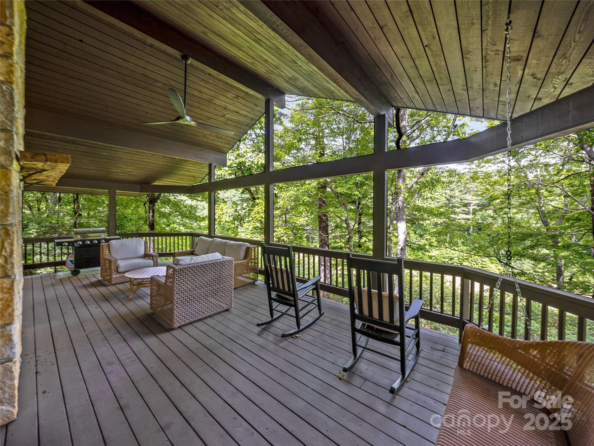 412 Cherokee Trace Property Photo 16