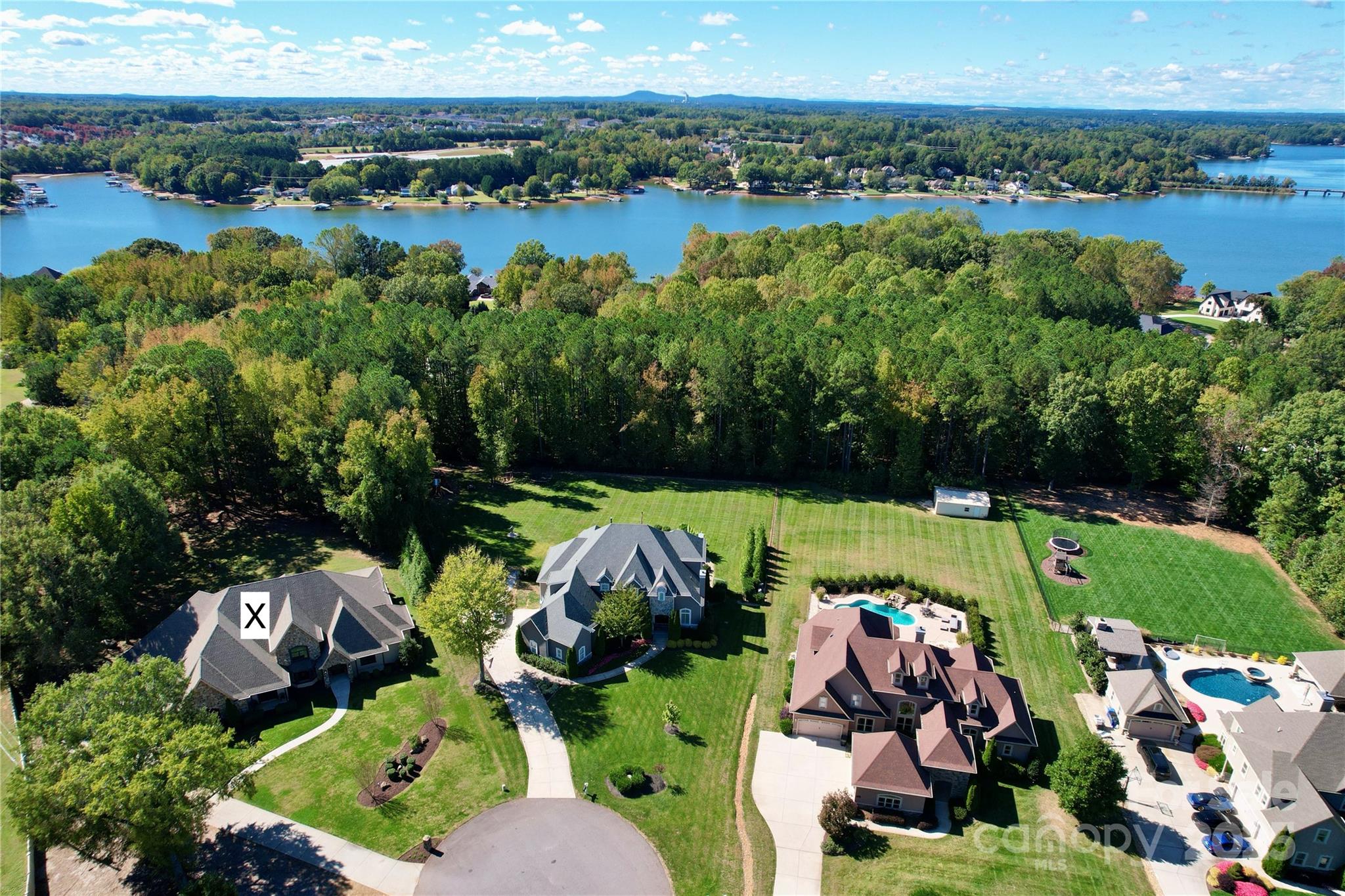 148 Castle Drive Property Photo 1