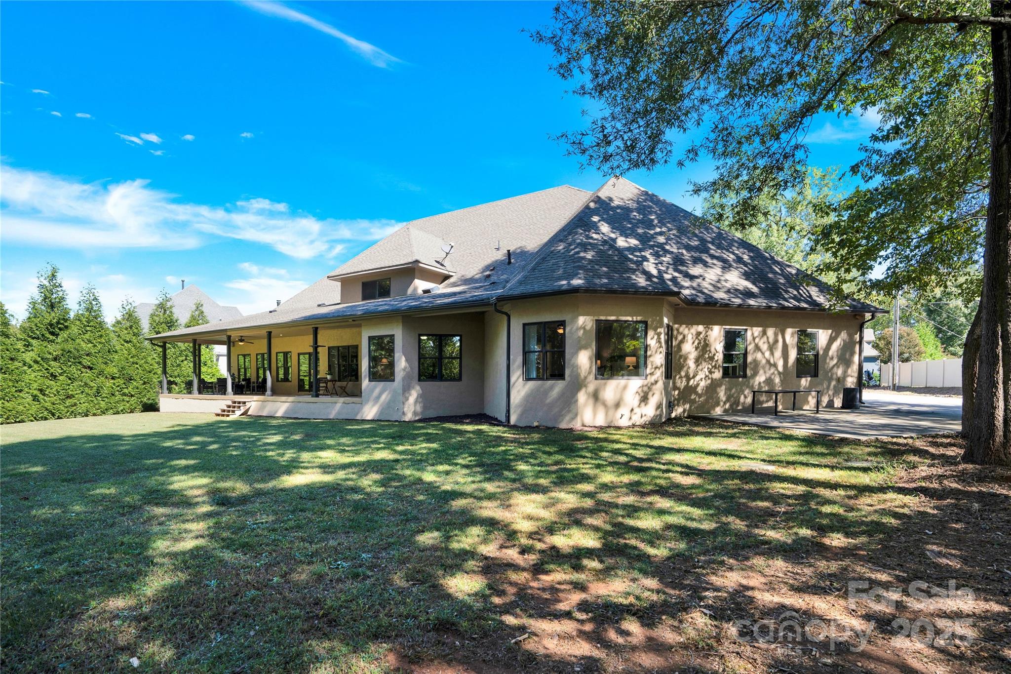 148 Castle Drive Property Photo 4