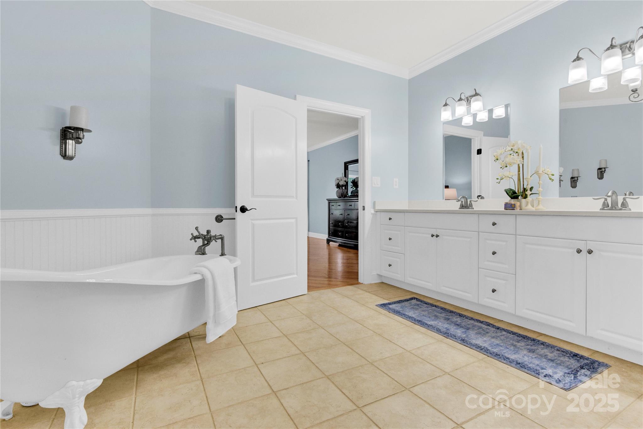 148 Castle Drive Property Photo 24