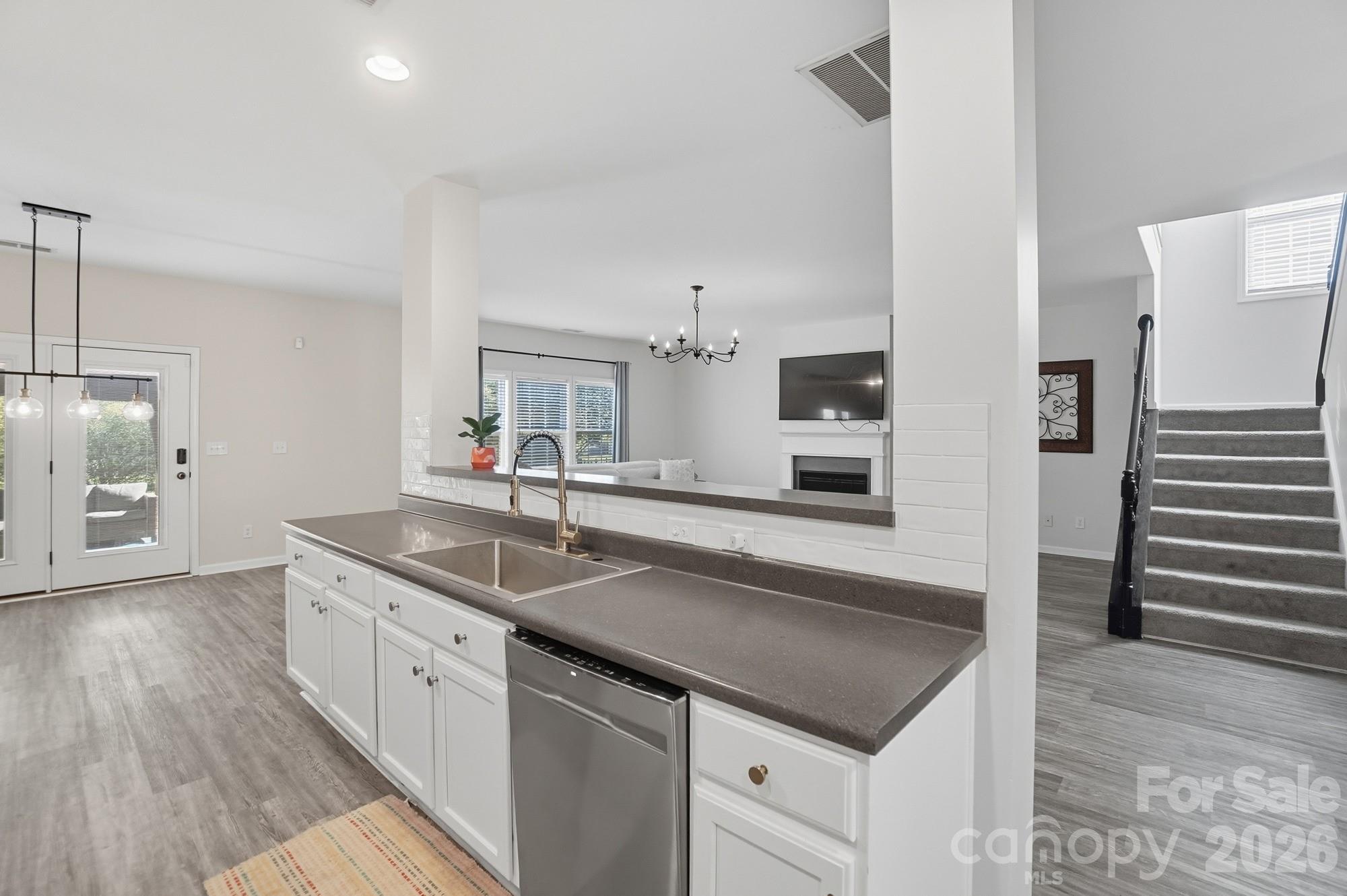 1015 Loudoun Road Property Photo 16