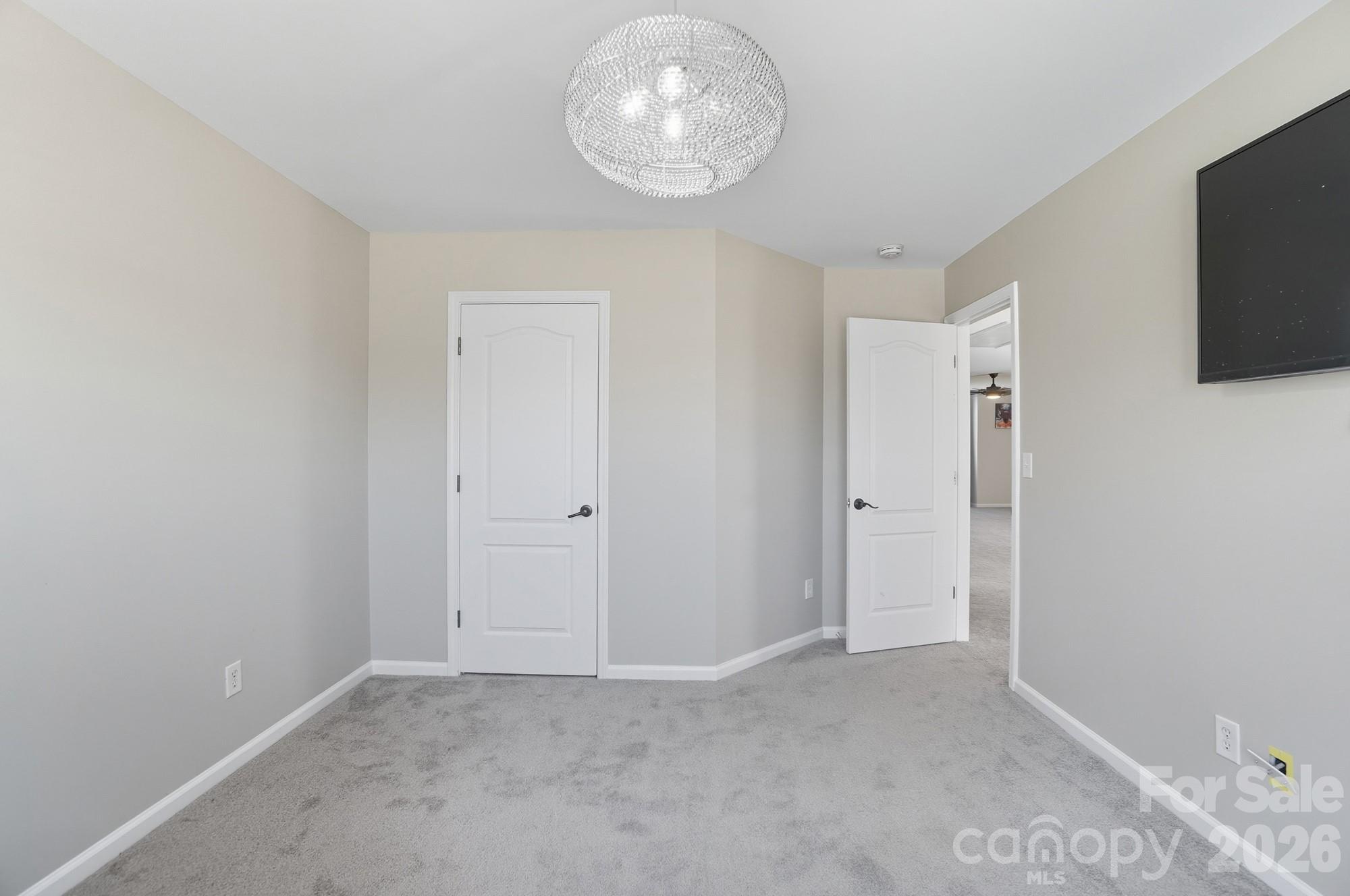 1015 Loudoun Road Property Photo 35