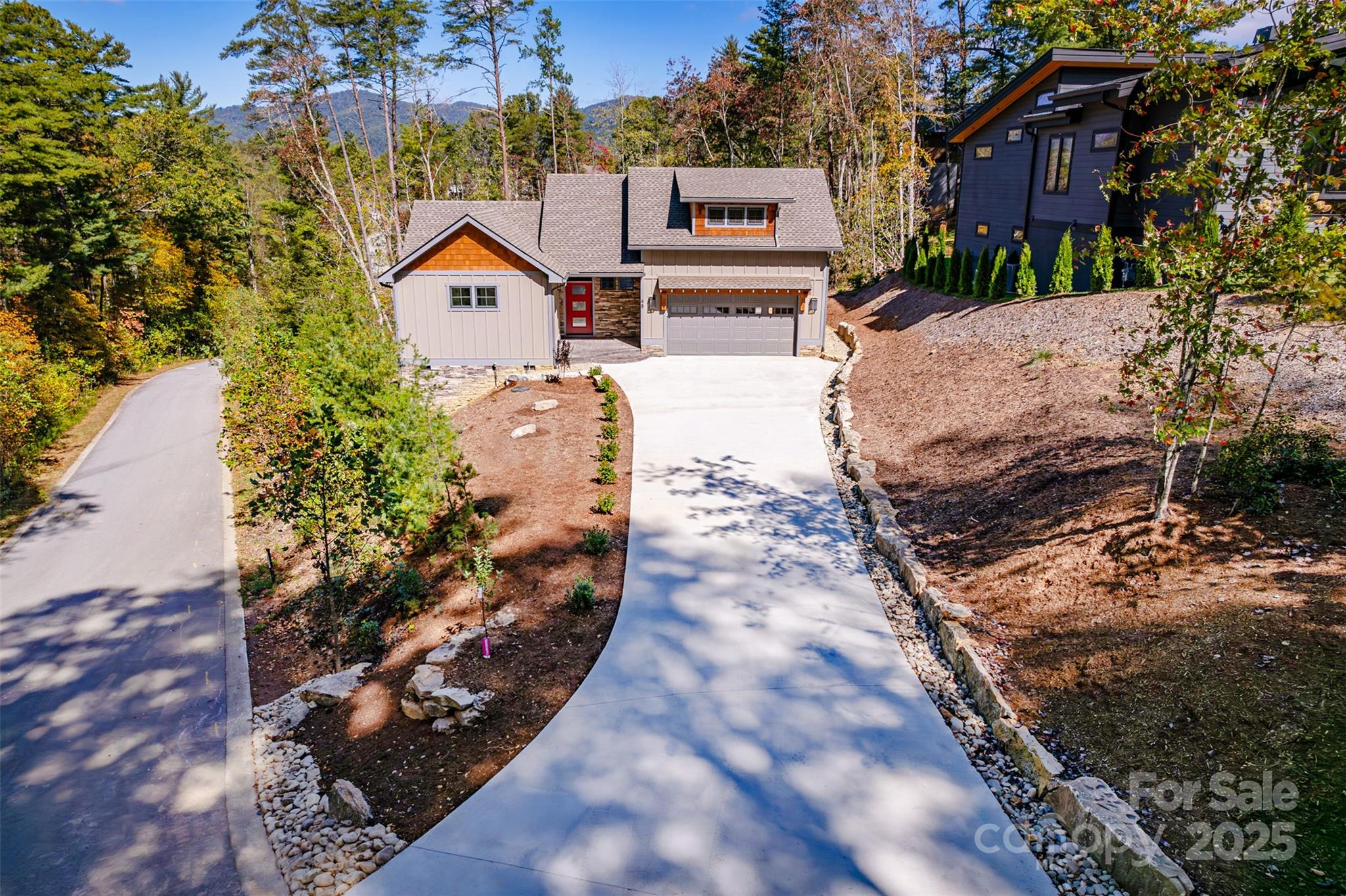 48 Crossings Circle Property Photo 2
