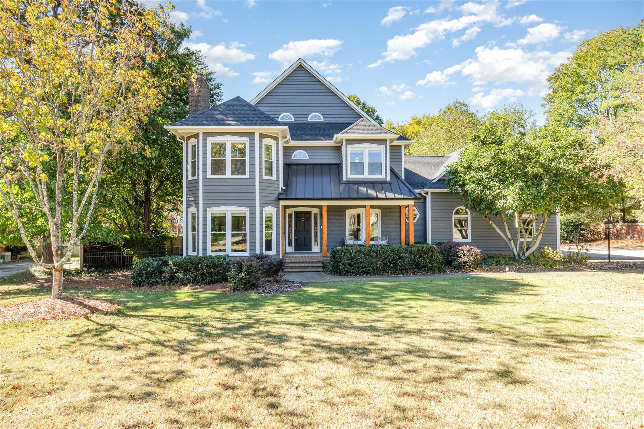 5745 Hillingdon Road Property Photo 1