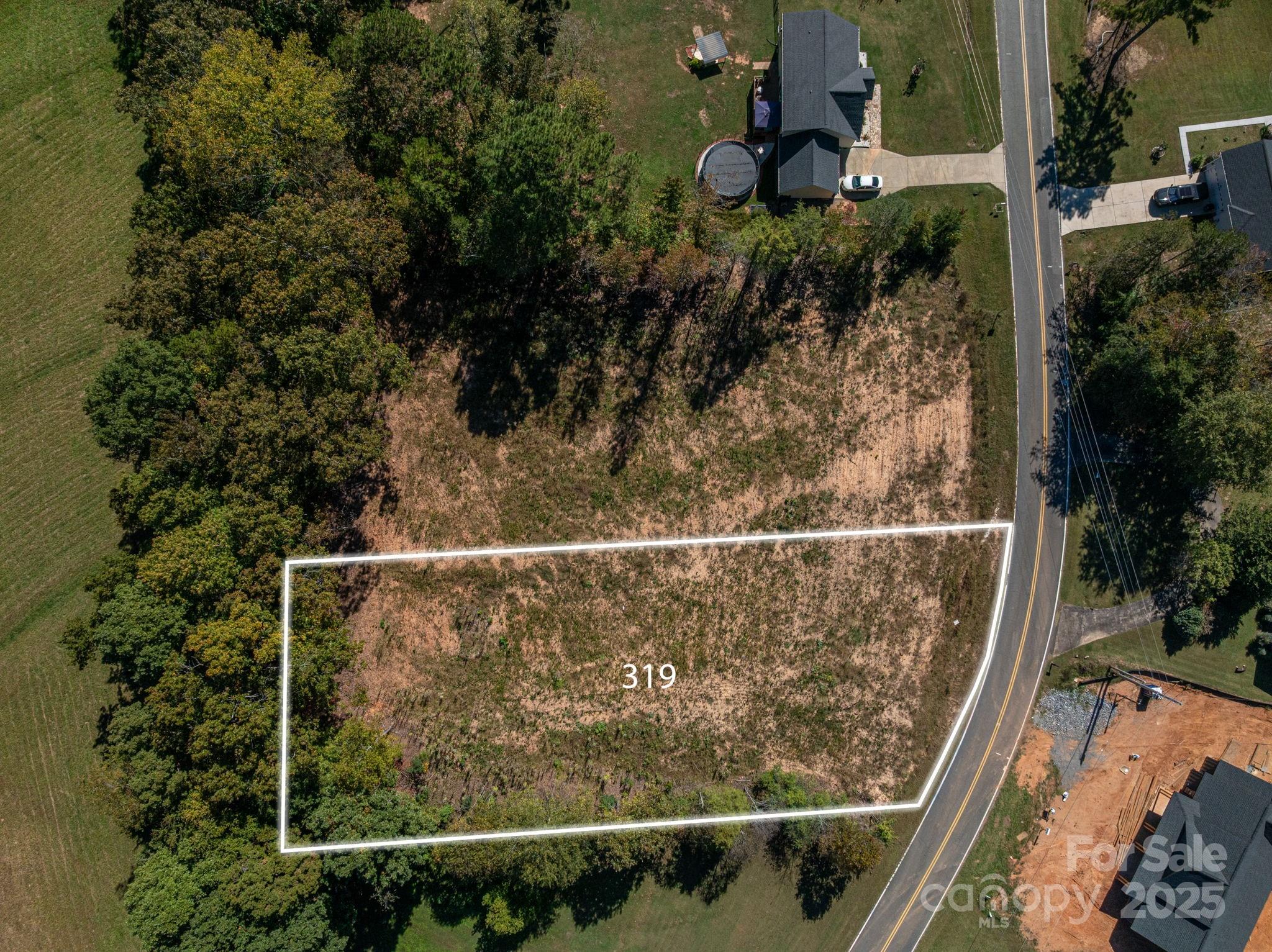 000 Harbor View Drive 2 Property Photo 5