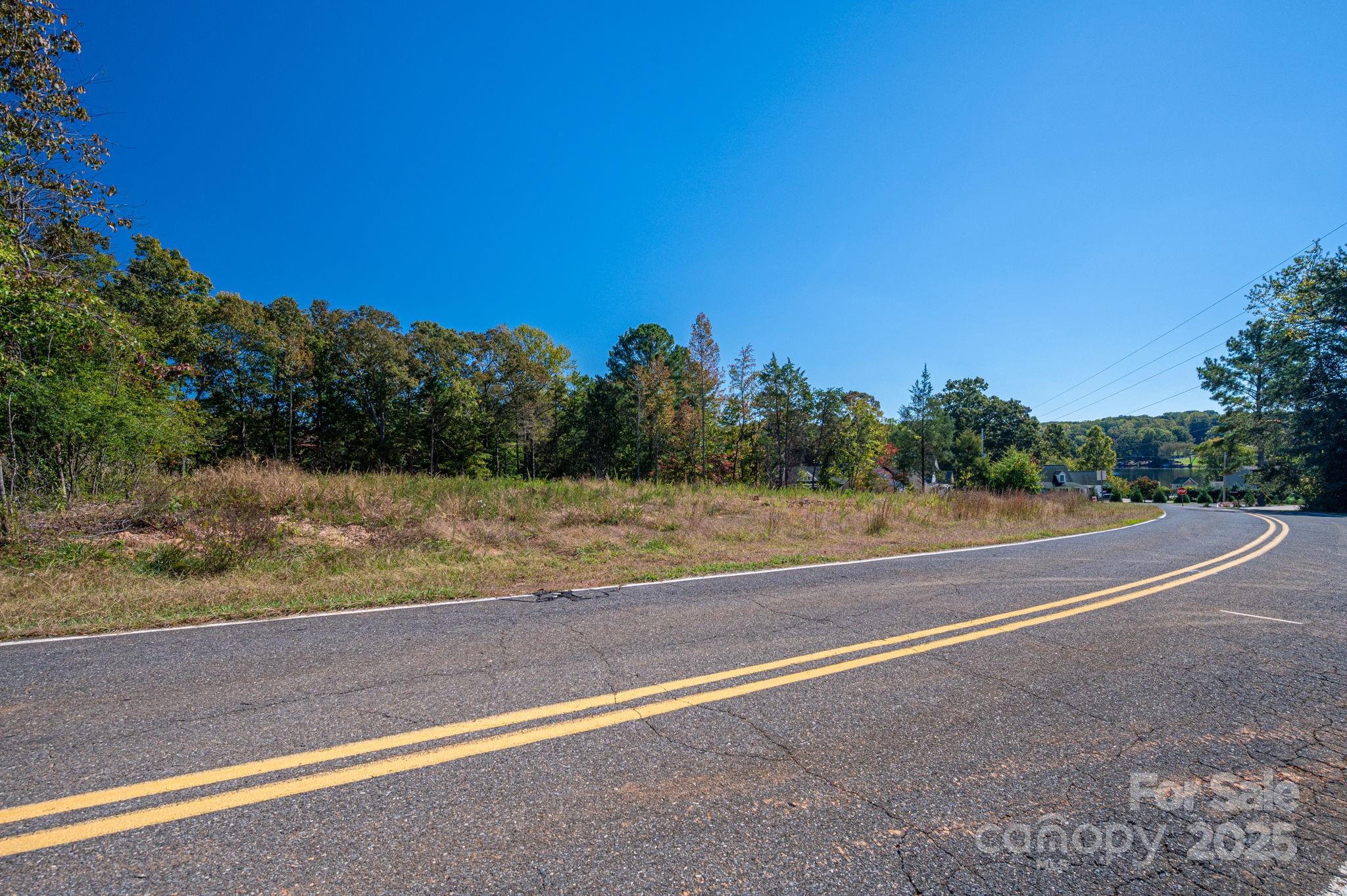 000 Harbor View Drive 2 Property Photo 12