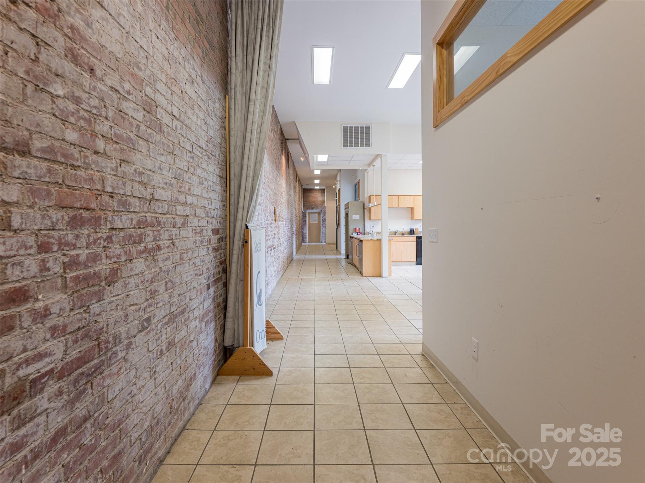 701 Oriole Drive Property Photo 17