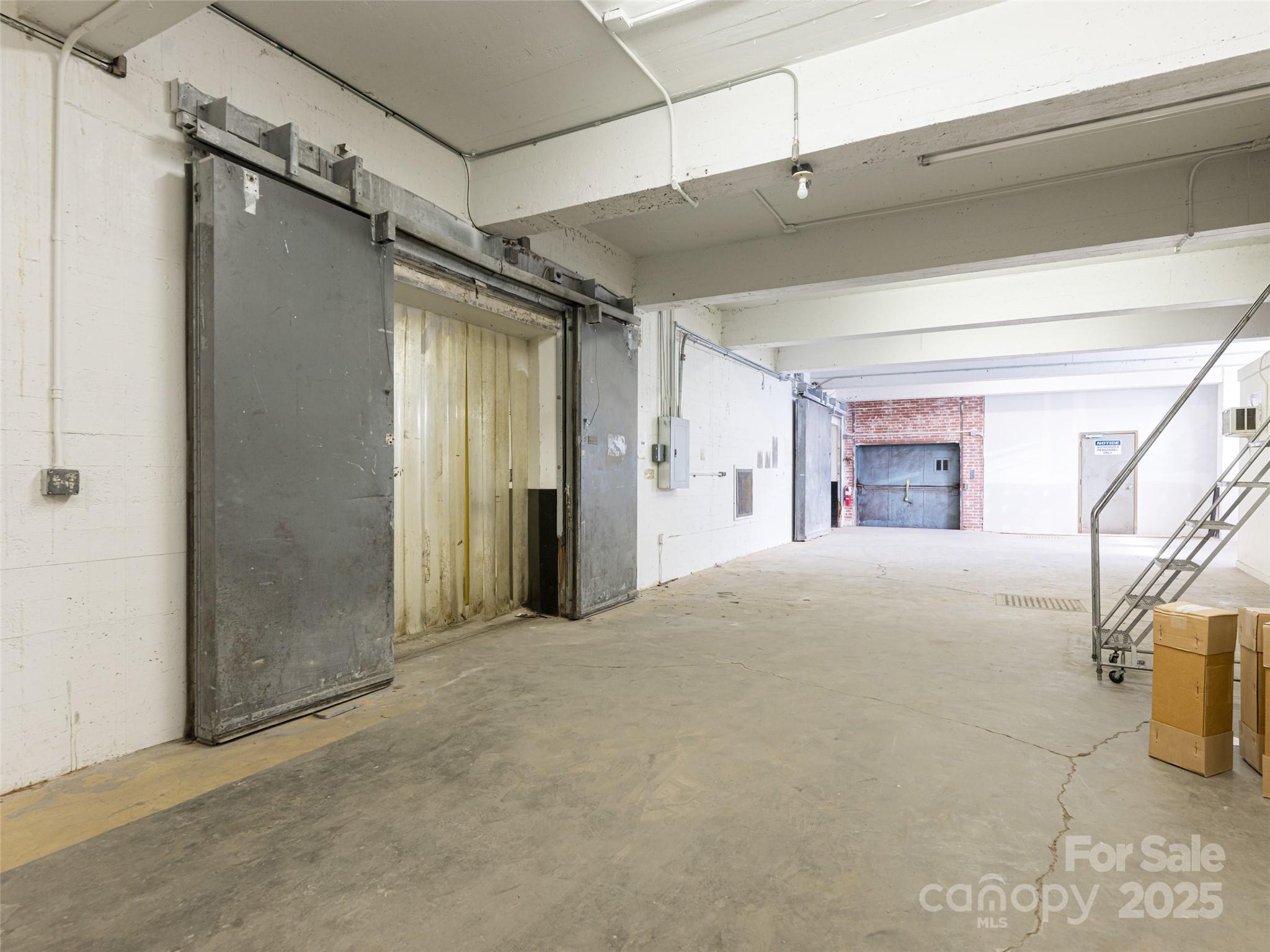 701 Oriole Drive Property Photo 31