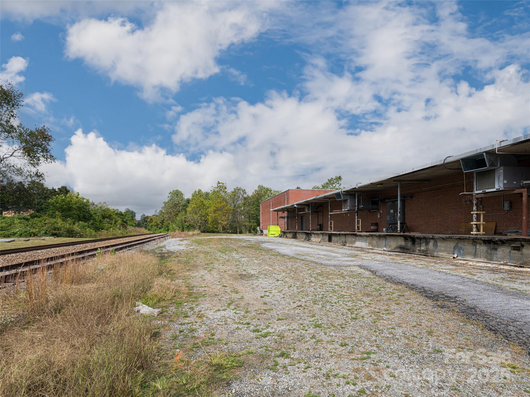 701 Oriole Drive Property Photo 43