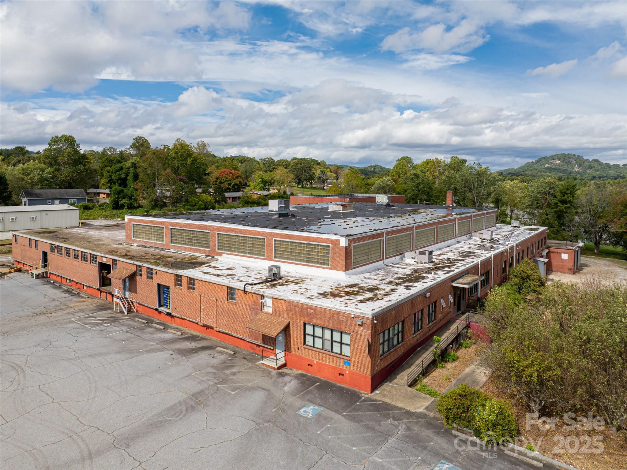 701 Oriole Drive Property Photo 45