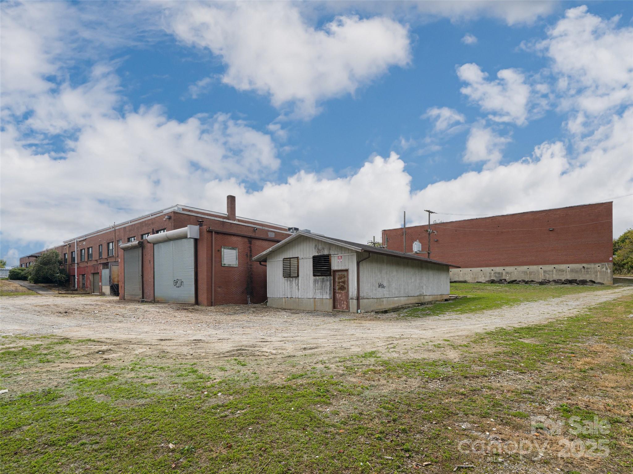 701 Oriole Drive Property Photo 47