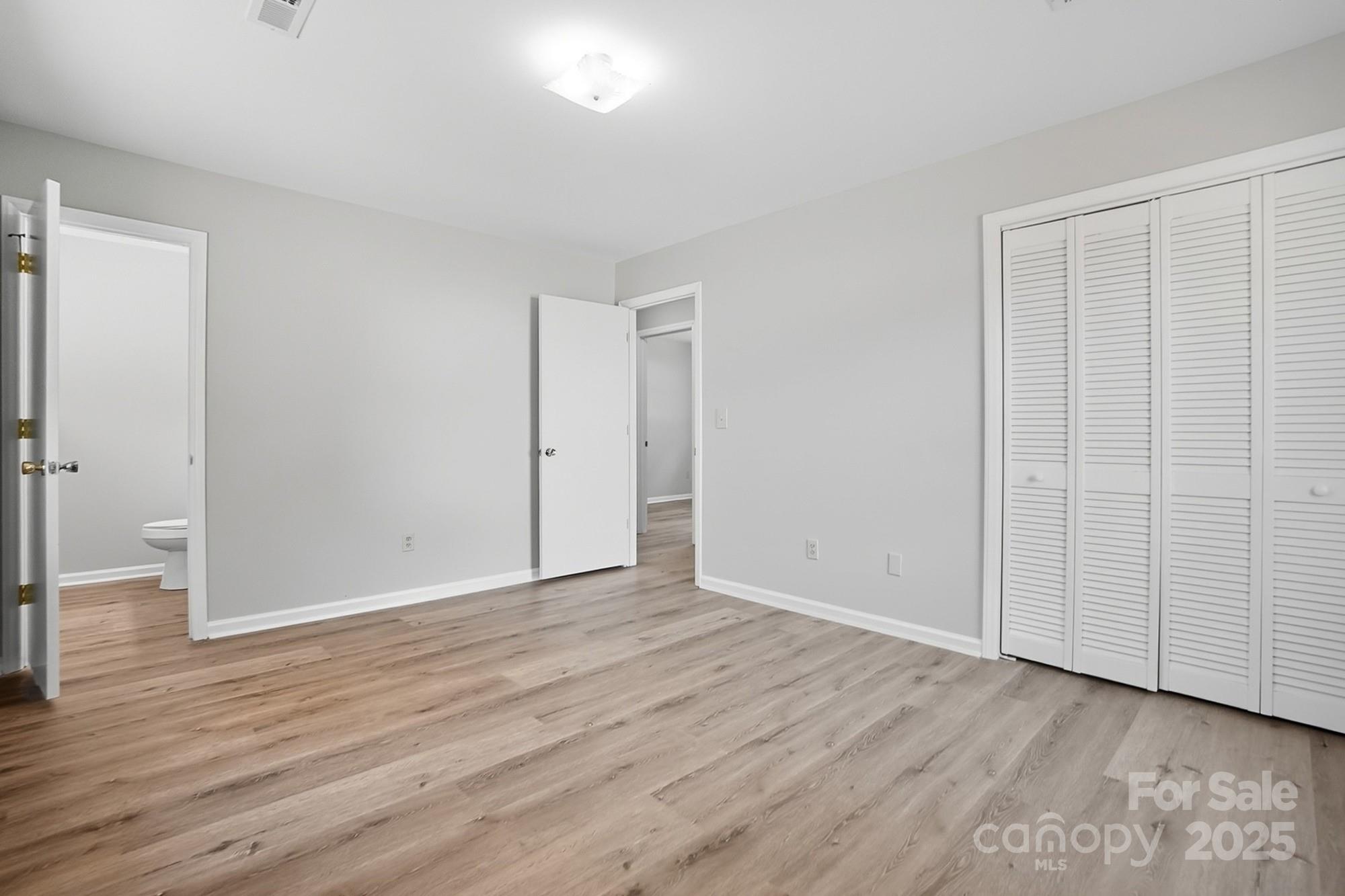 3230 W Innes Street Property Photo 25