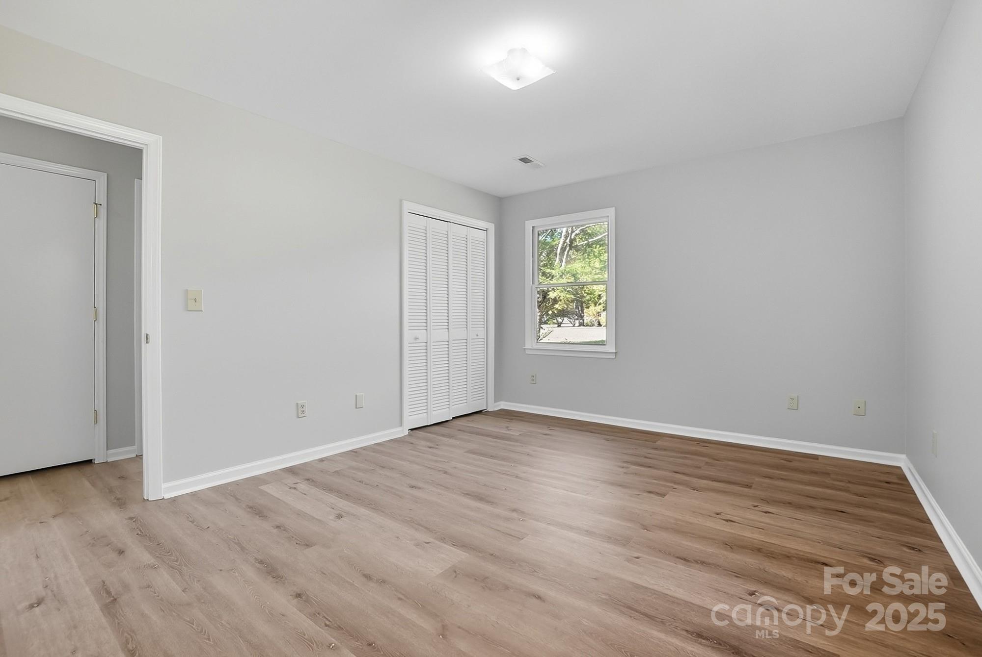 3230 W Innes Street Property Photo 26