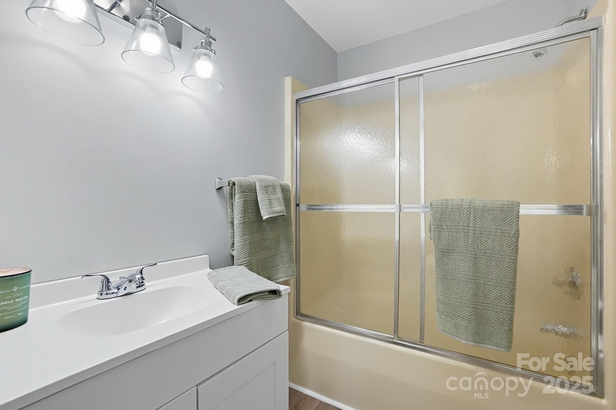 3230 W Innes Street Property Photo 32