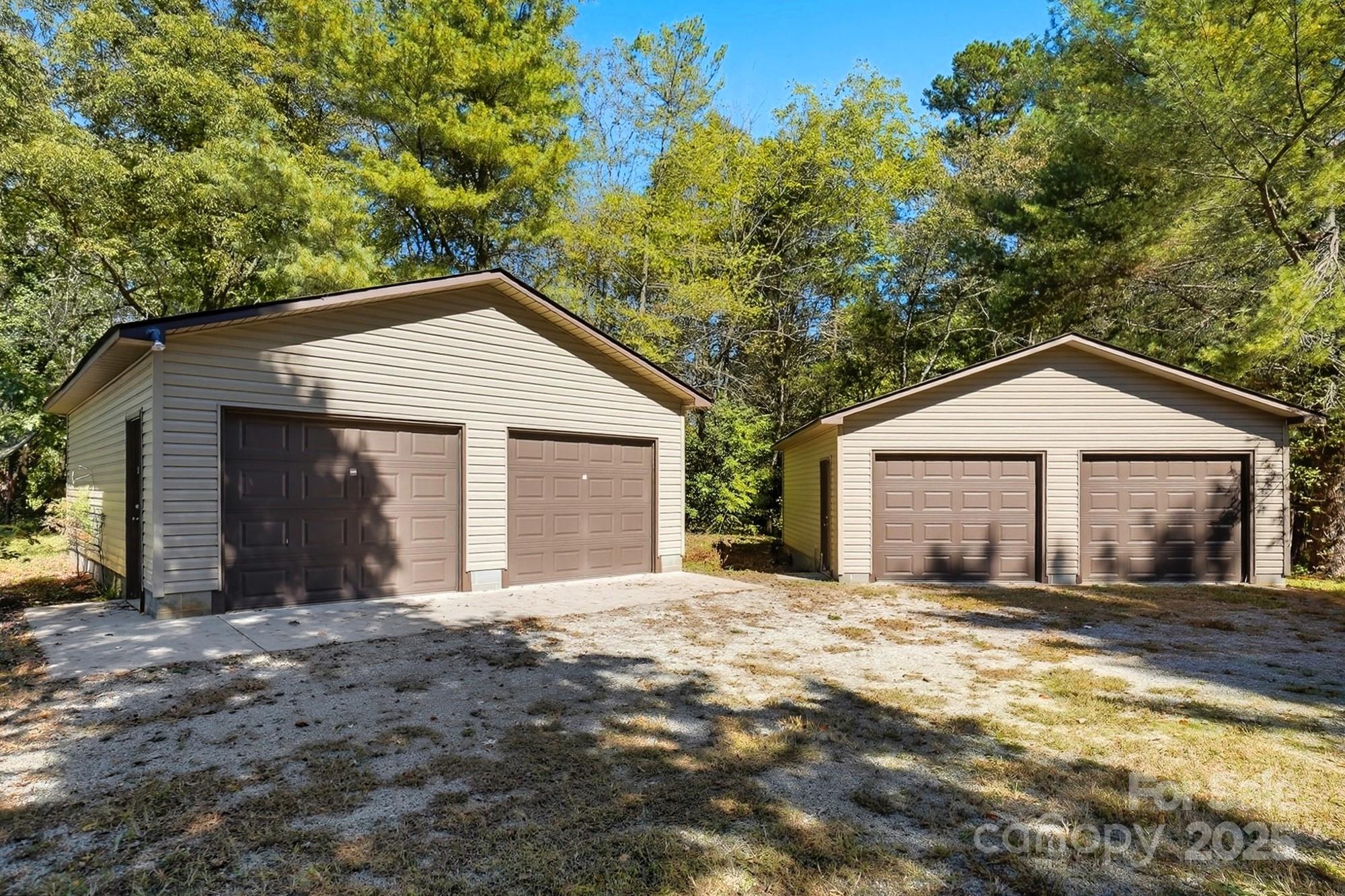 3230 W Innes Street Property Photo 41