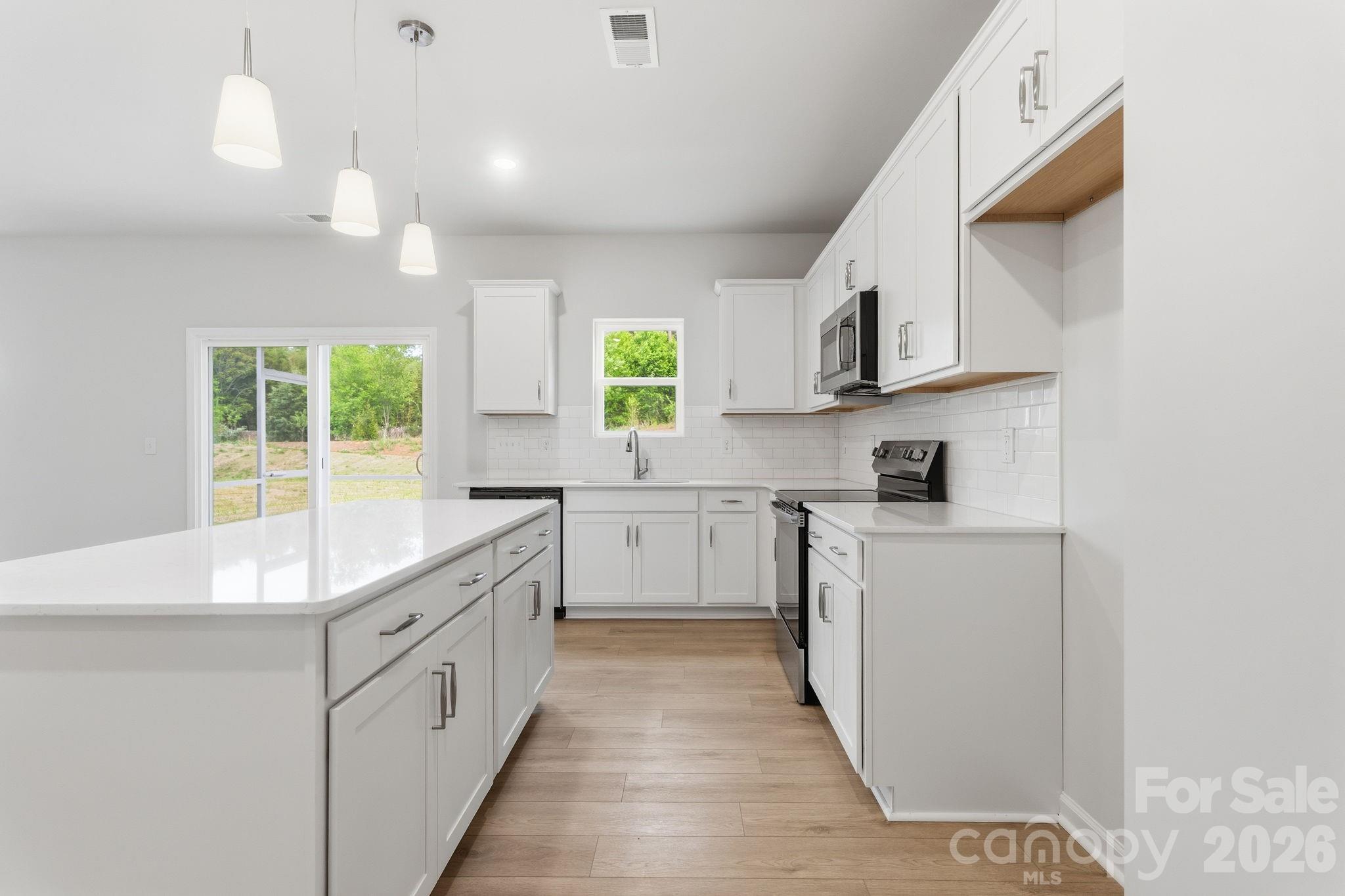 1694 Piper Creek Avenue 4 Property Photo 7