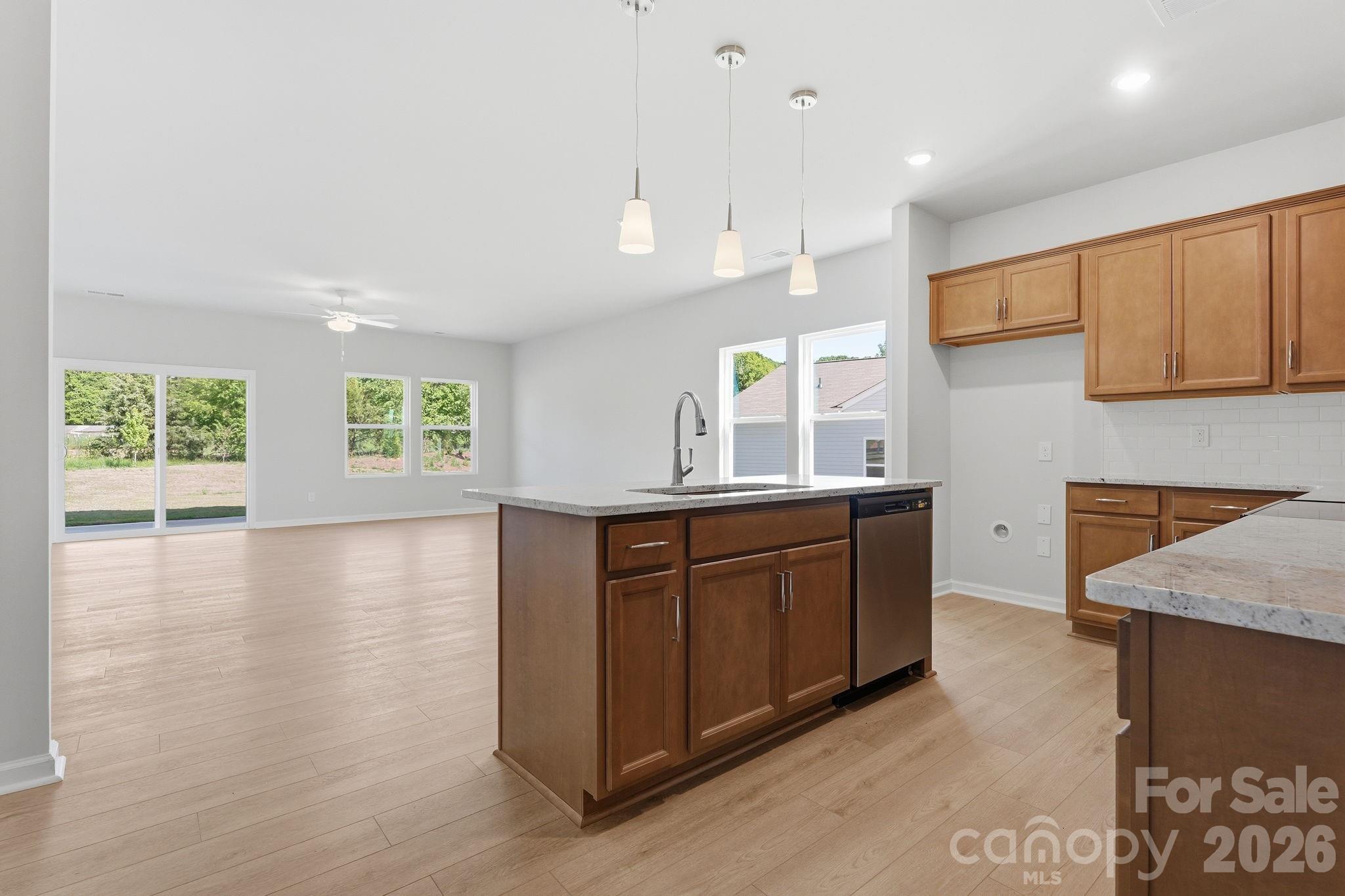 1668 Piper Creek Avenue 6 Property Photo 3