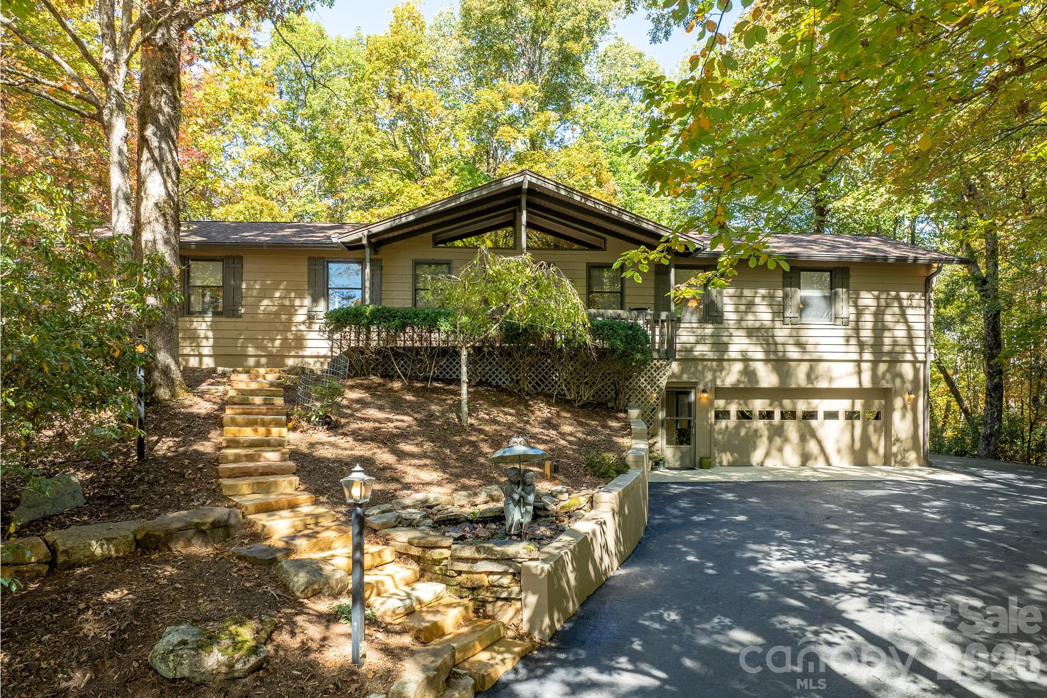 1955 Connestee Trail Property Photo 7
