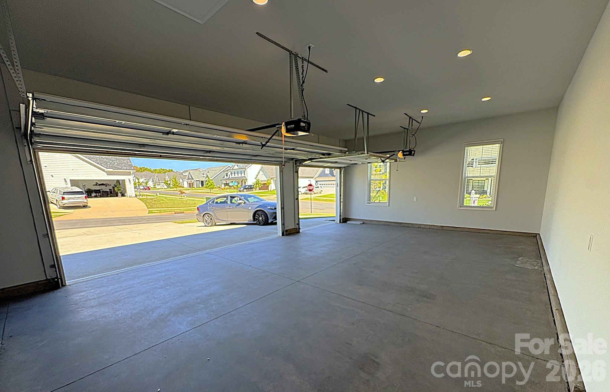 456 Lucky Drive Property Photo 3
