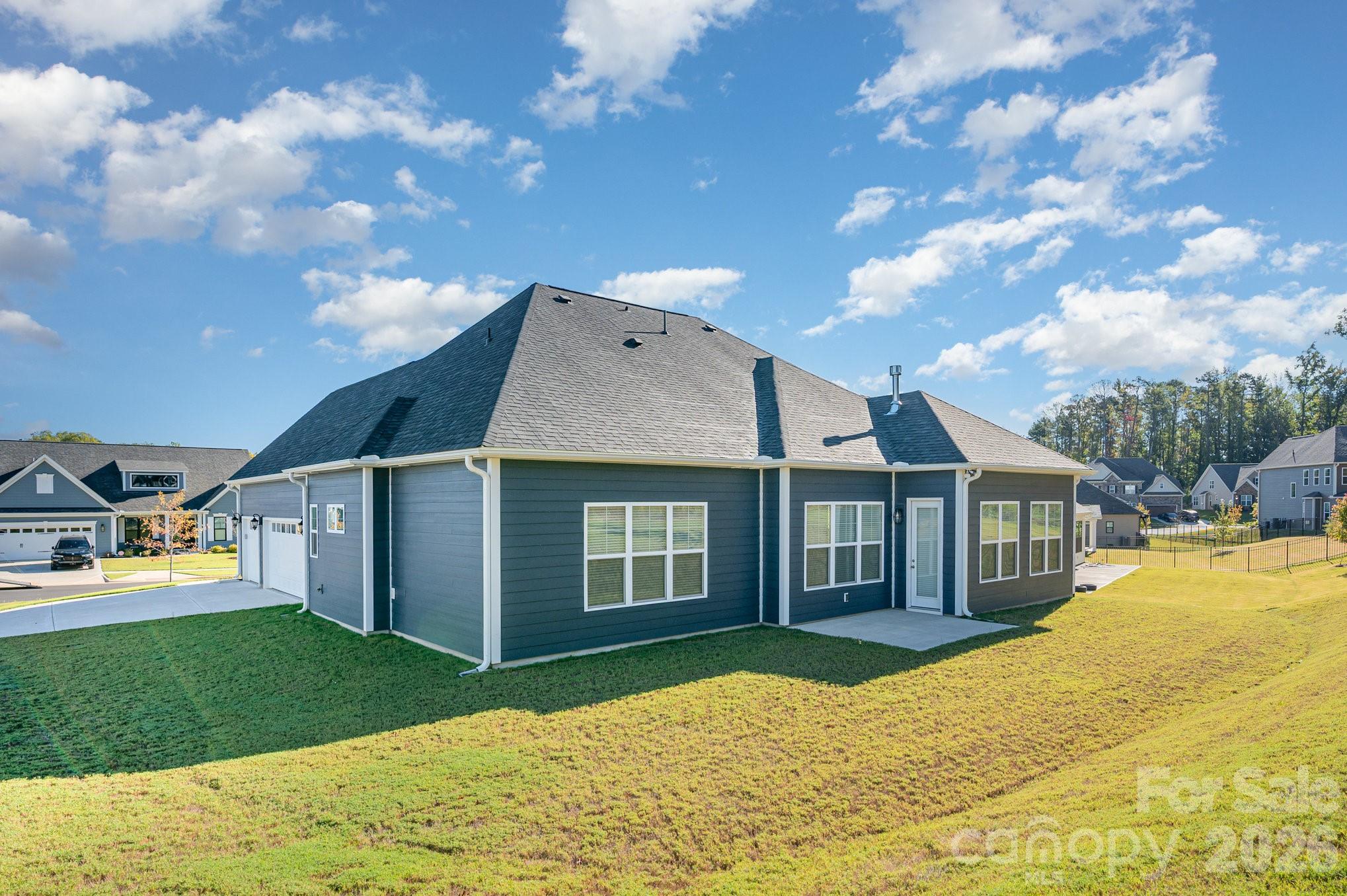 456 Lucky Drive Property Photo 4