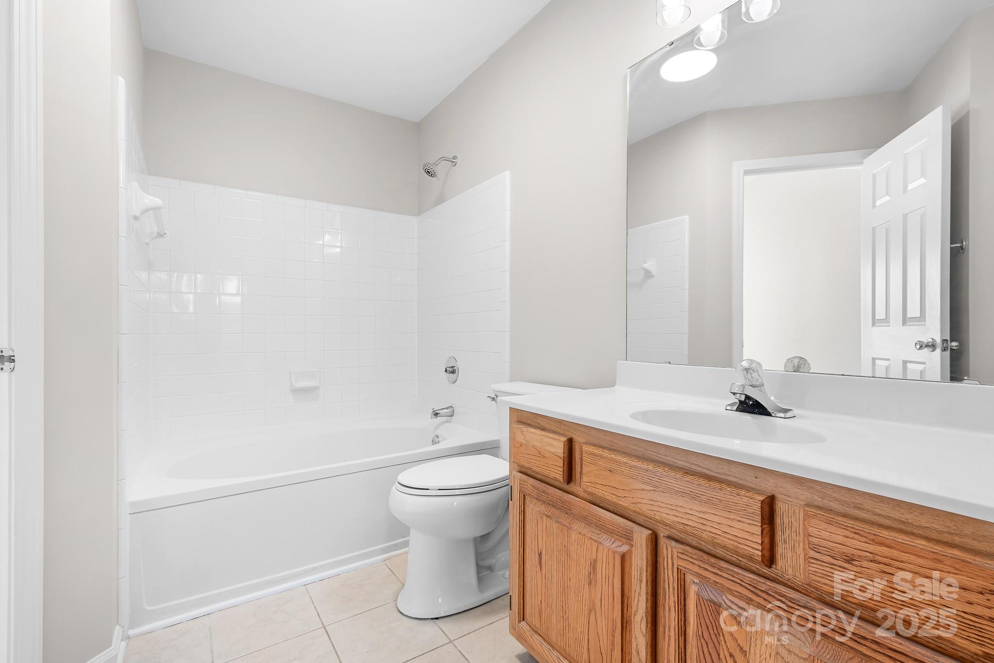 17450 Tuscany Lane Property Photo 13