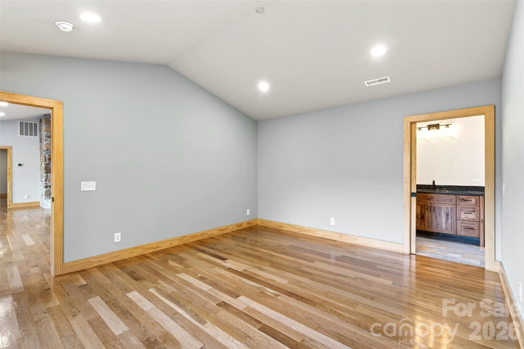 575 Croft Way Property Photo 14