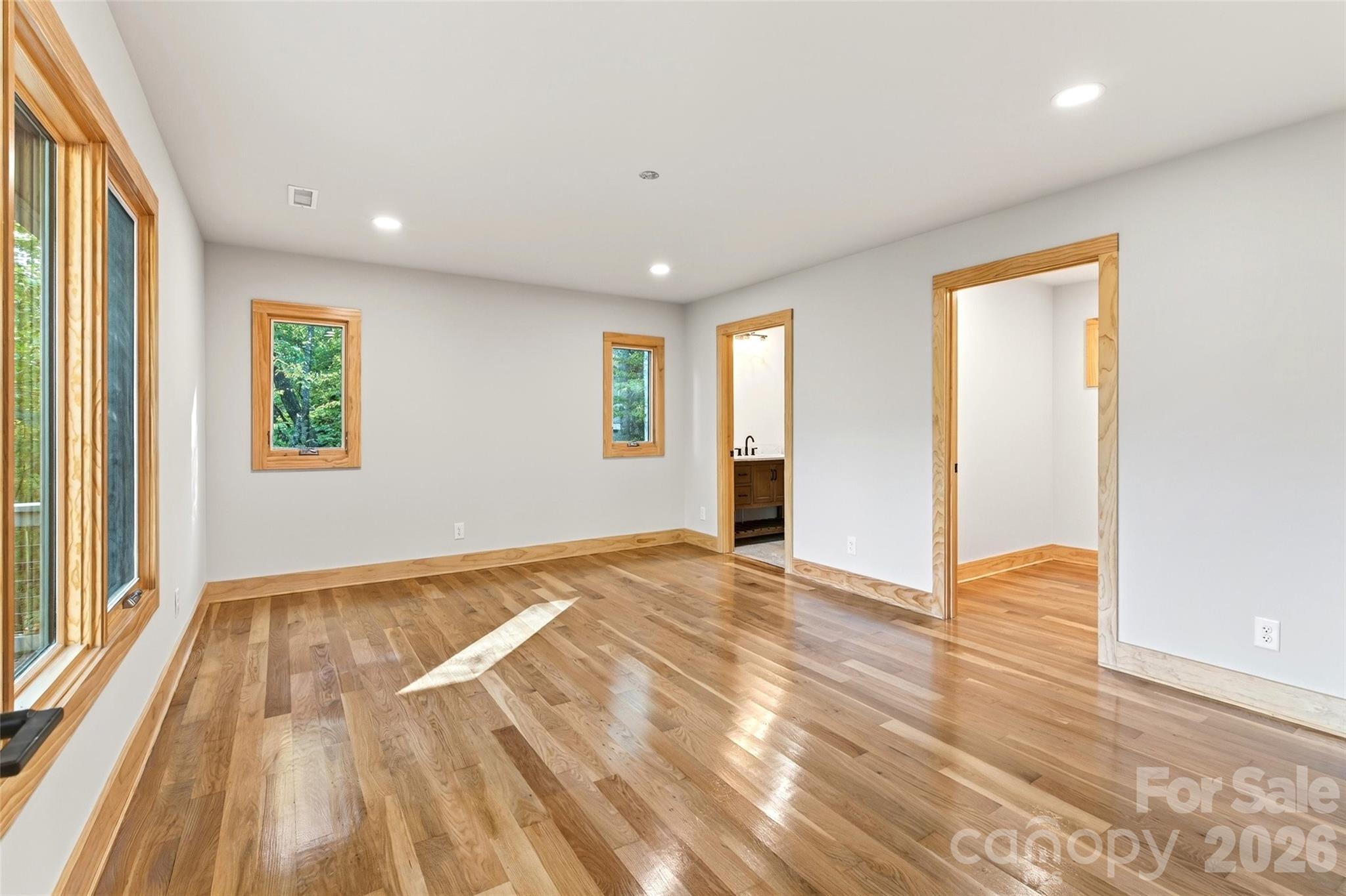 575 Croft Way Property Photo 18