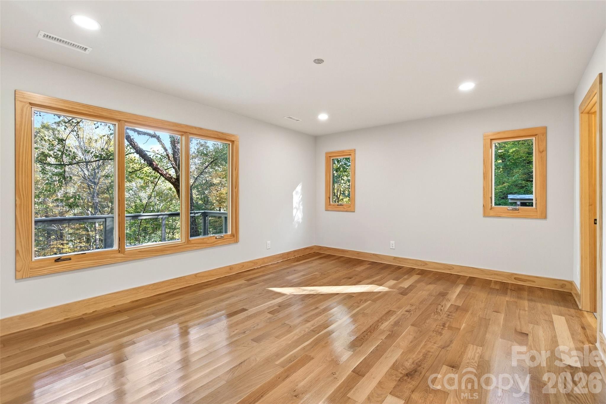 575 Croft Way Property Photo 19