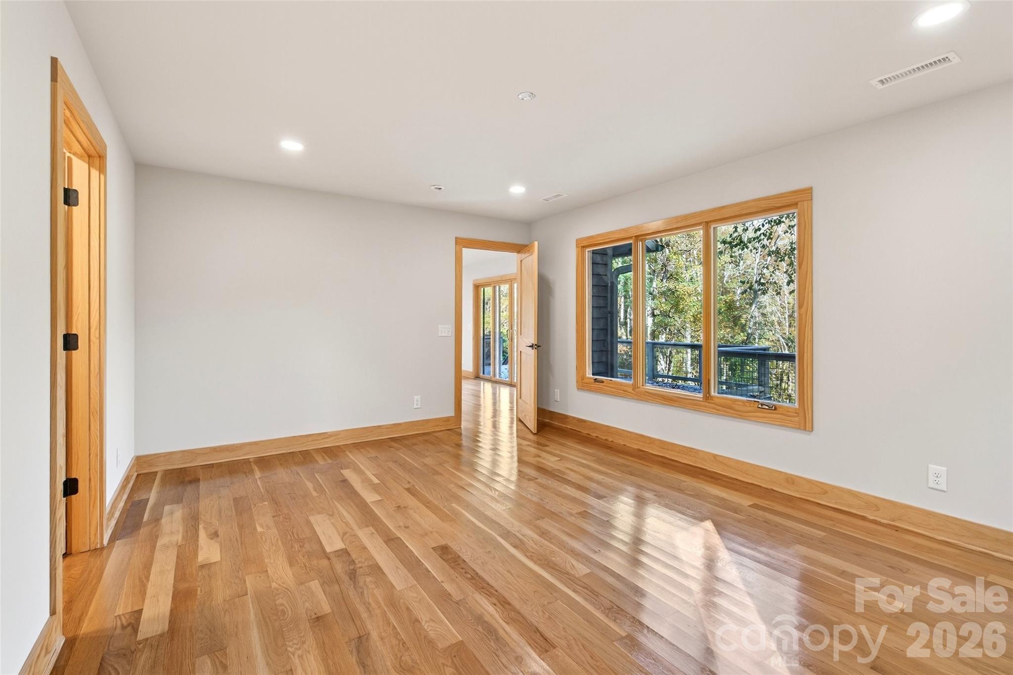 575 Croft Way Property Photo 20