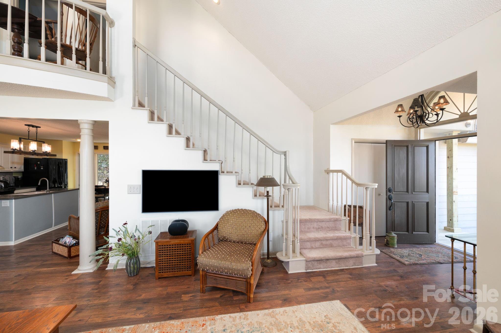 481 Overlook Drive Property Photo 8