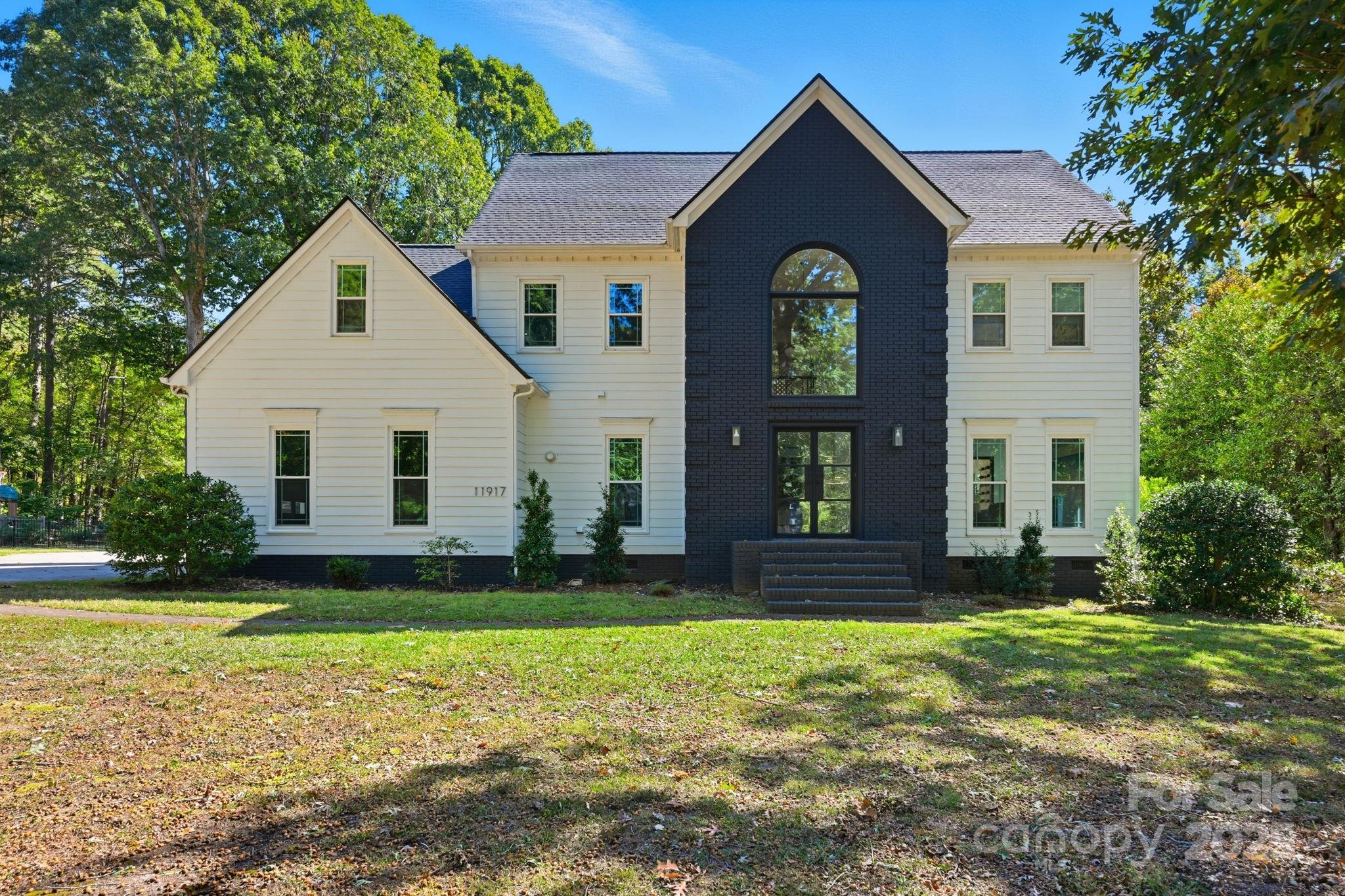 11917 Shady Oak Court Property Photo 1