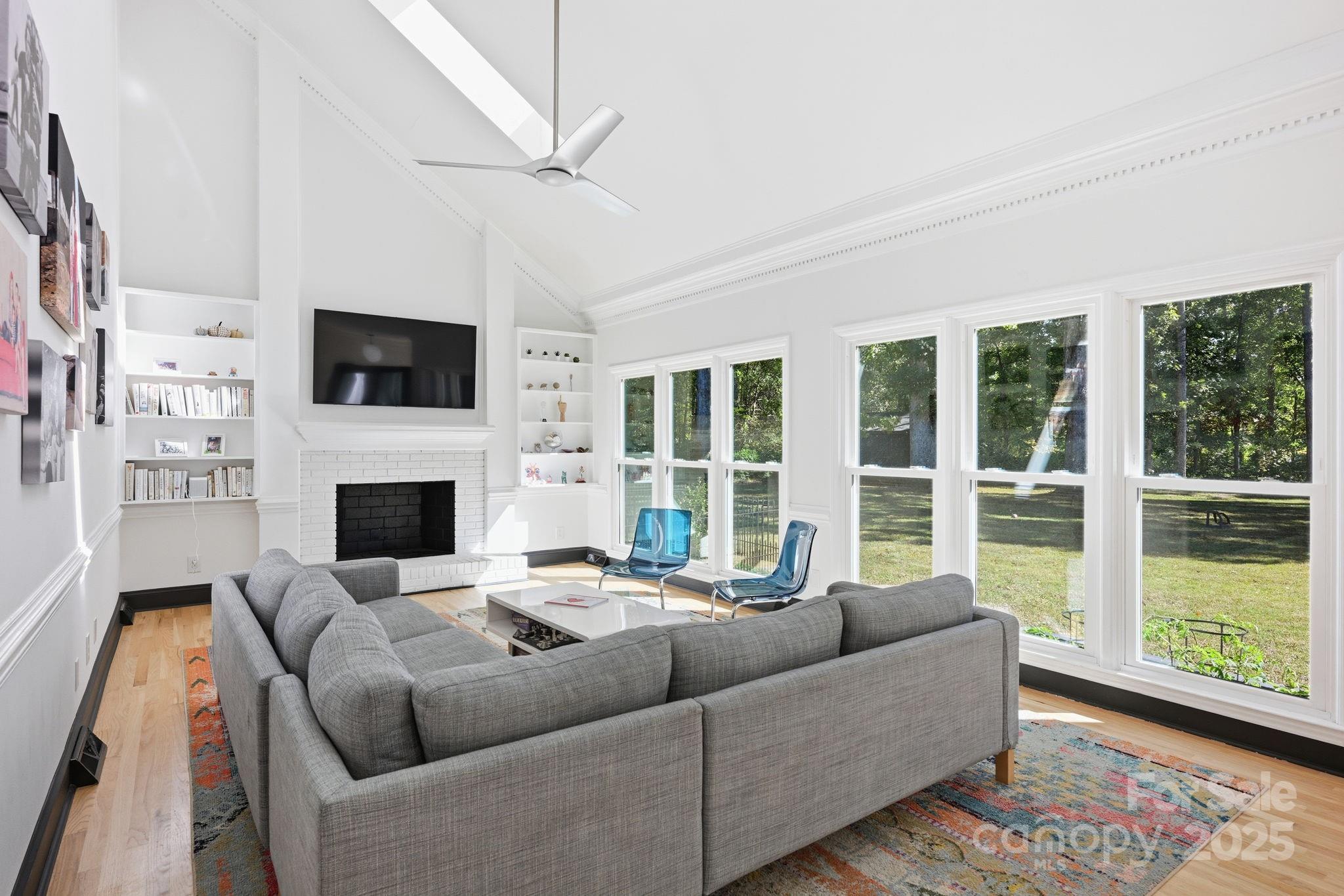 11917 Shady Oak Court Property Photo 4