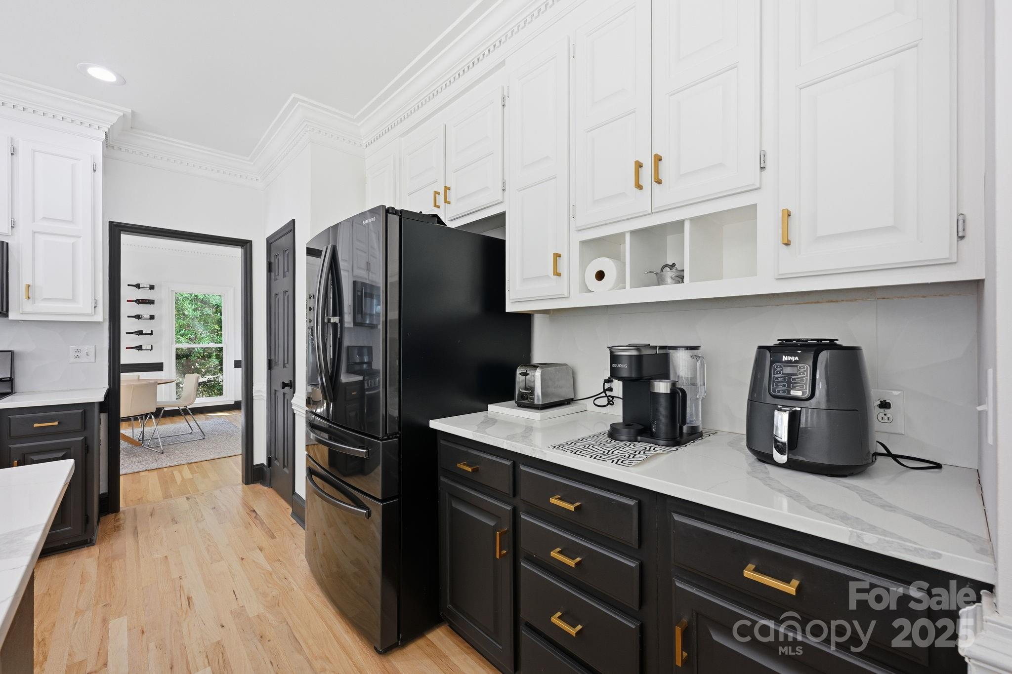 11917 Shady Oak Court Property Photo 7